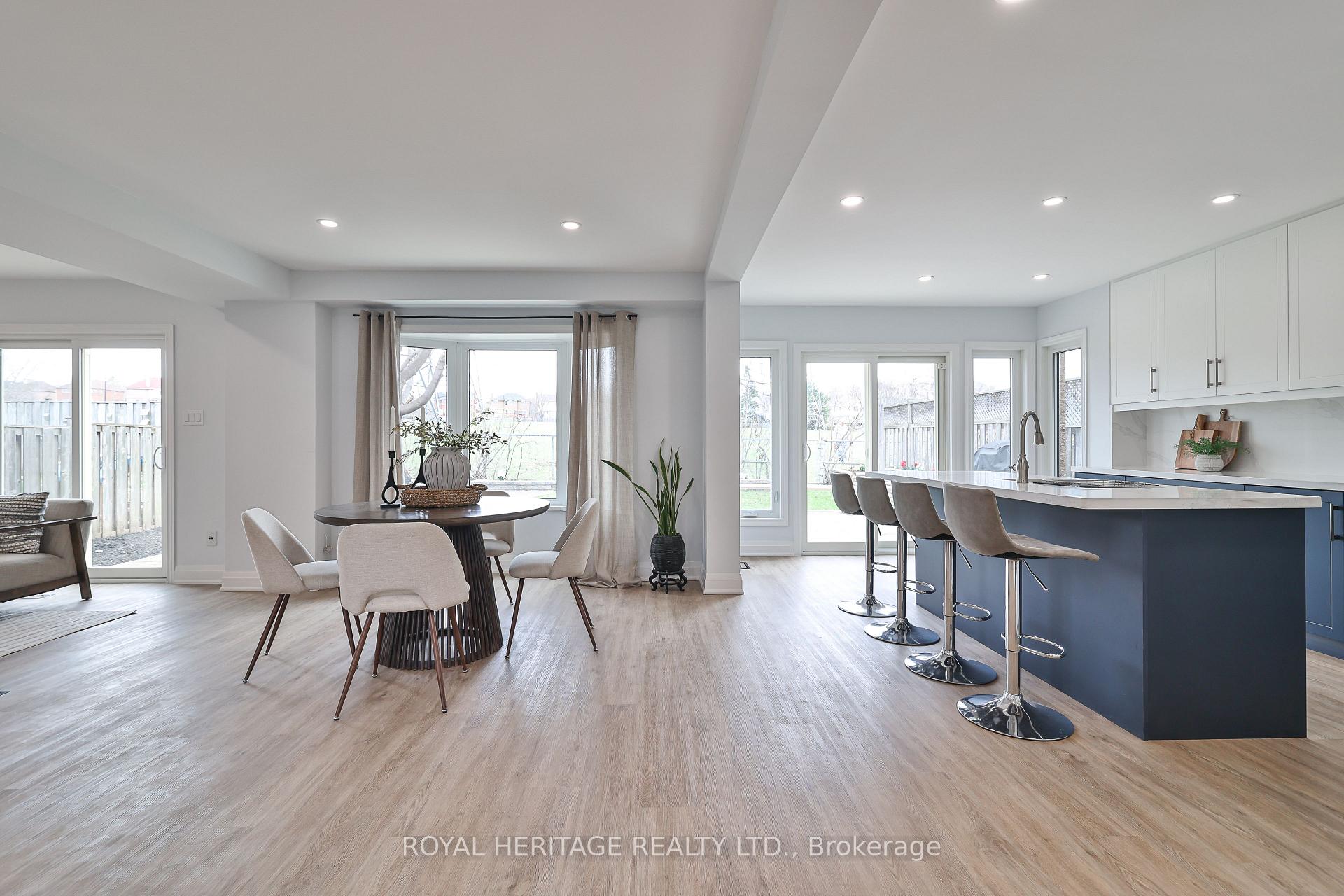 Photo 24 of 1131 Harvest Drive, Pickering, Liverpool — HOMEH
