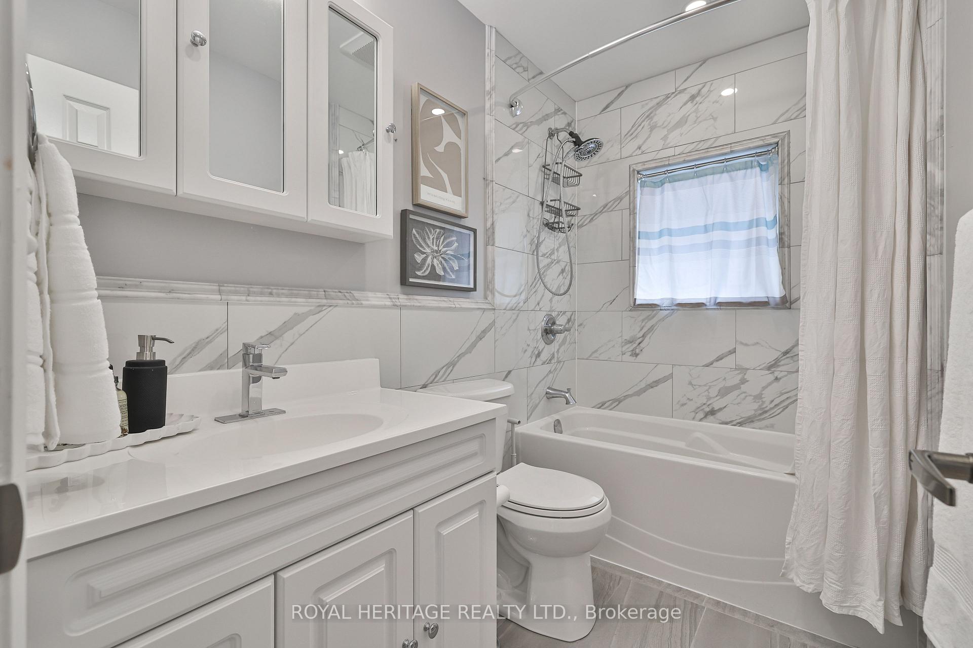 Photo 39 of 1131 Harvest Drive, Pickering, Liverpool — HOMEH
