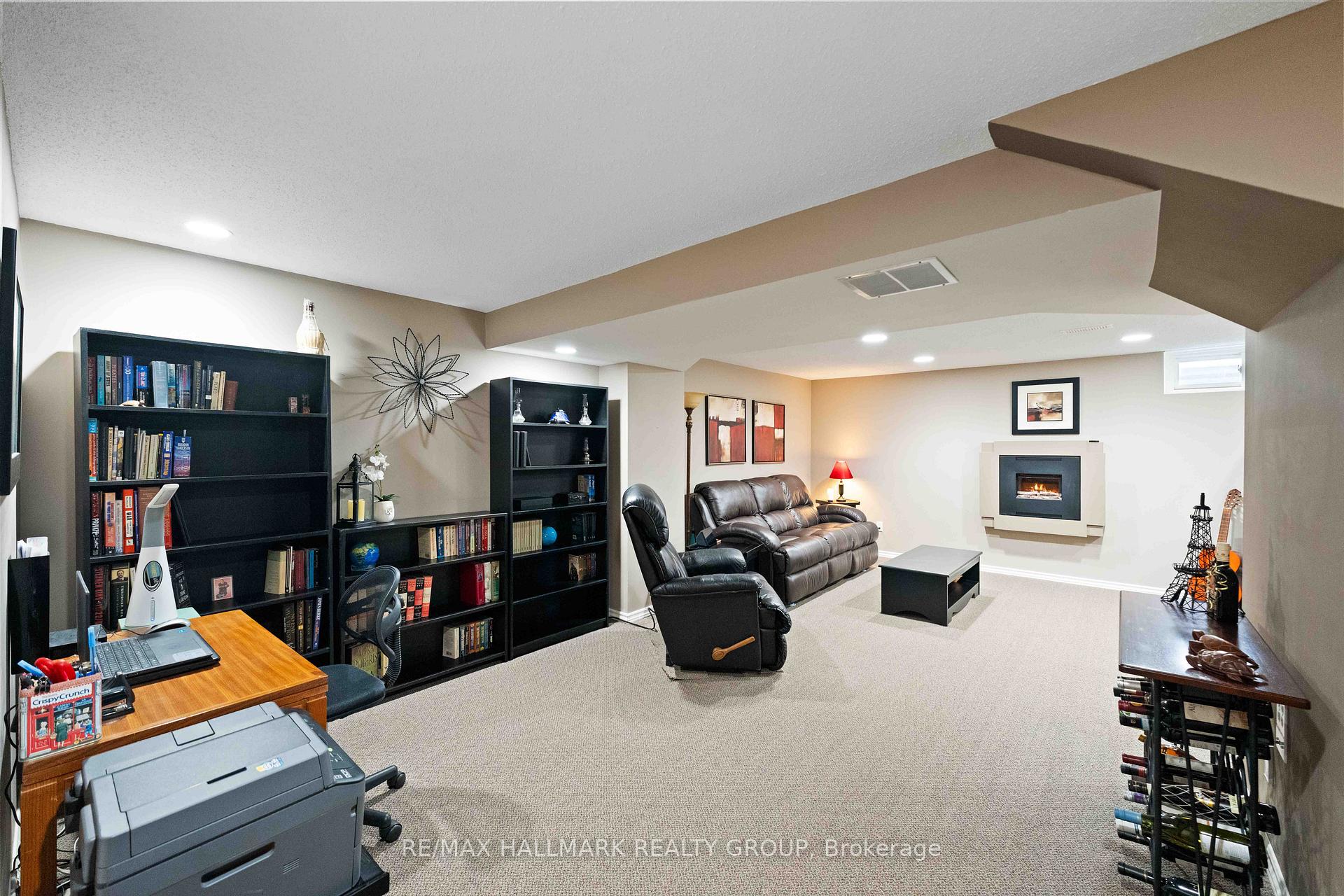 Photo 22 of 602 Wilkie Drive, Ottawa, Fallingbrook/Pineridge — HOMEH