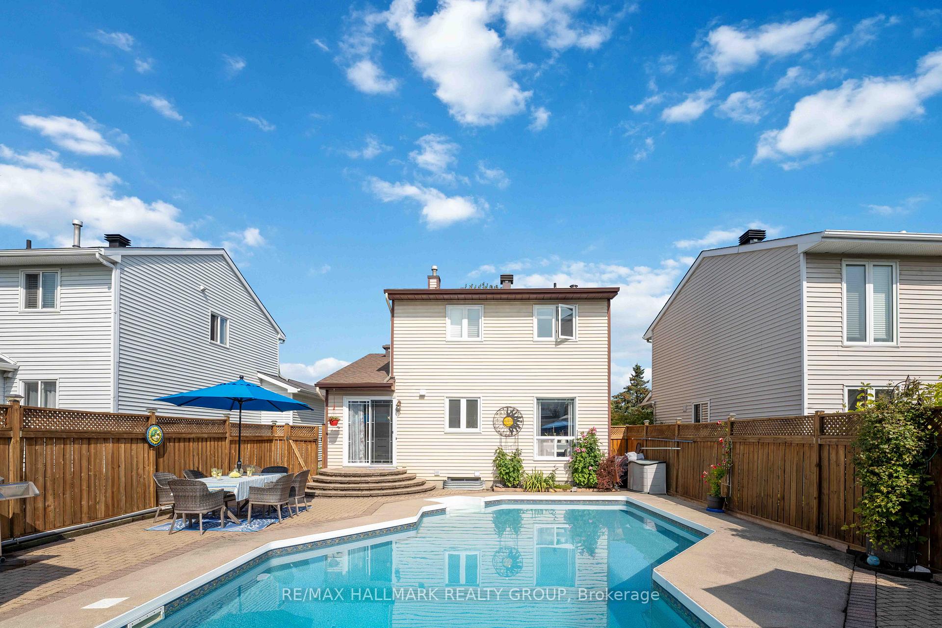Photo 31 of 602 Wilkie Drive, Ottawa, Fallingbrook/Pineridge — HOMEH