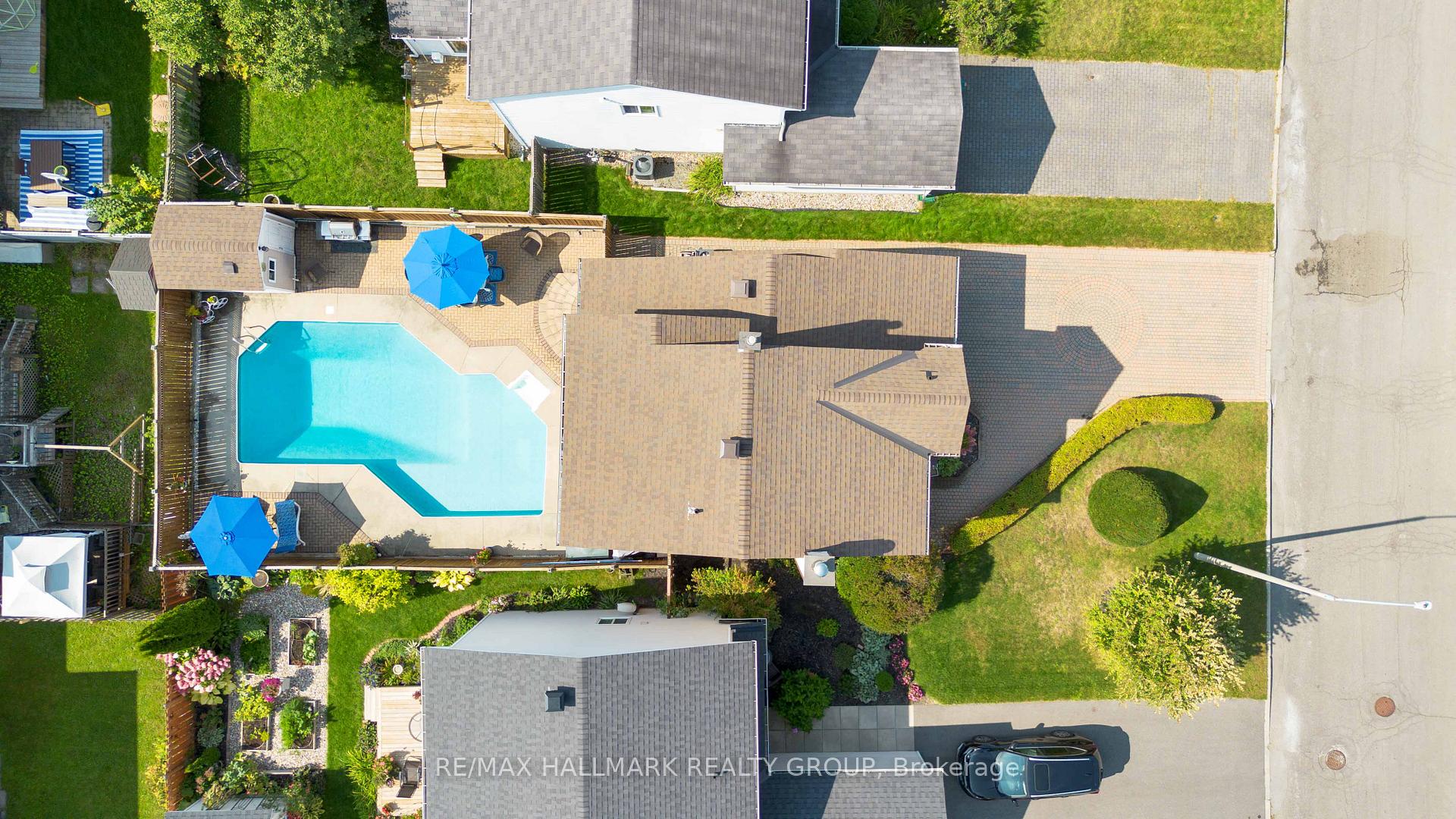 Photo 34 of 602 Wilkie Drive, Ottawa, Fallingbrook/Pineridge — HOMEH