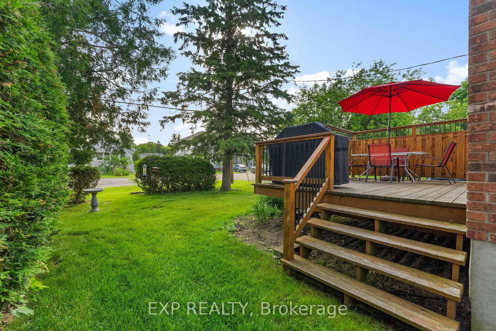 Photo 6 of 320 Francis Street, Renfrew — HOMEH