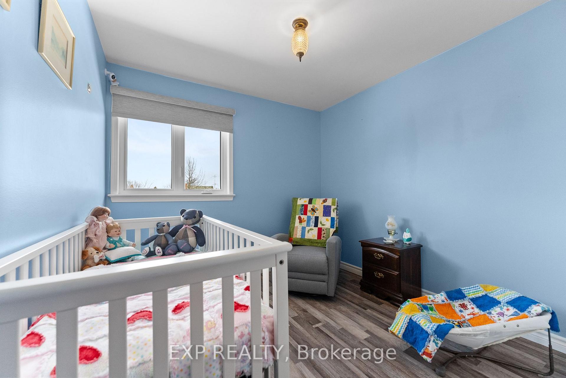 Photo 23 of 320 Francis Street, Renfrew — HOMEH