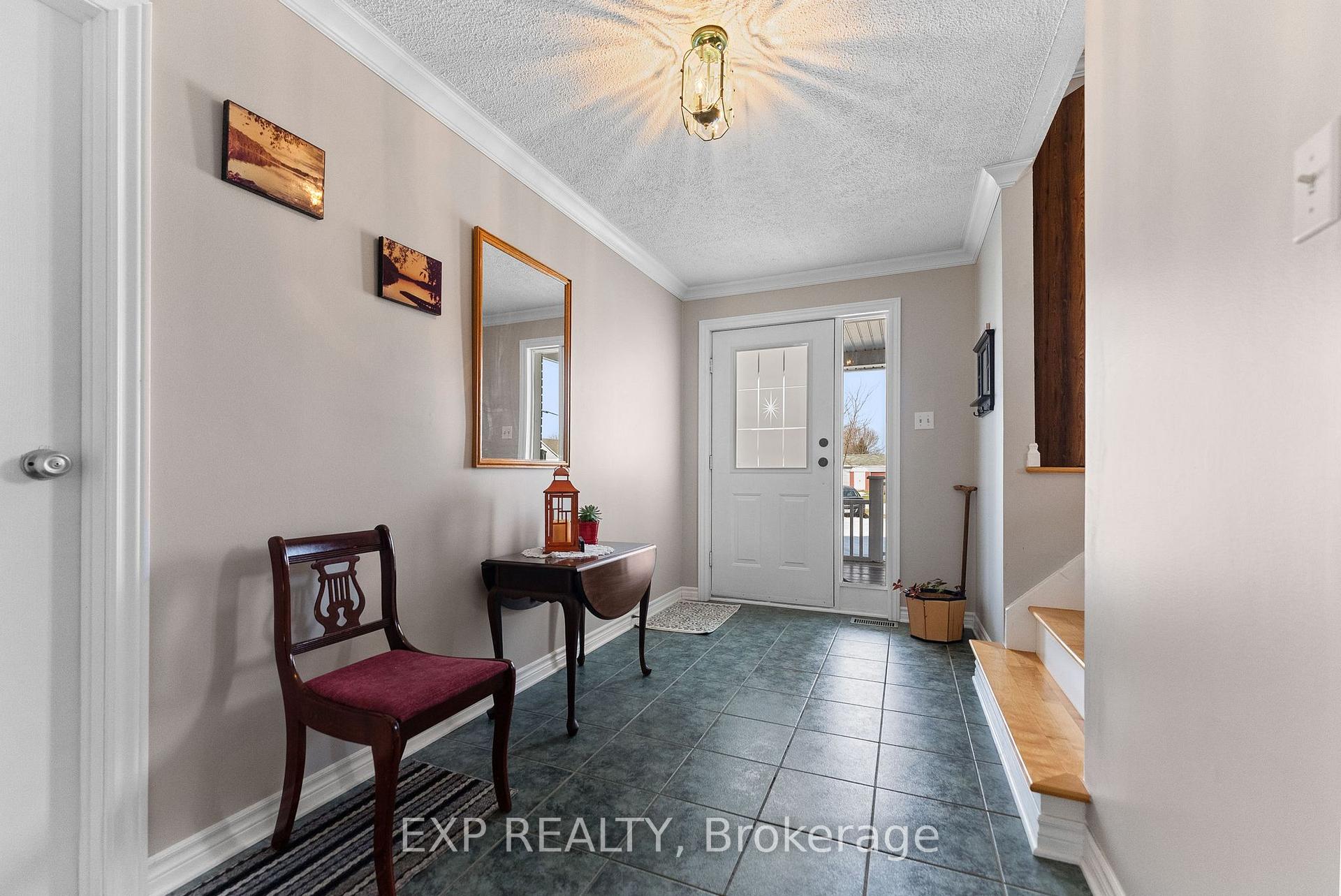 Photo 28 of 320 Francis Street, Renfrew — HOMEH