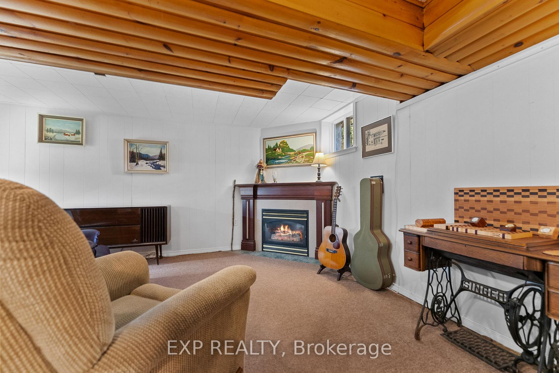 Photo 37 of 320 Francis Street, Renfrew — HOMEH