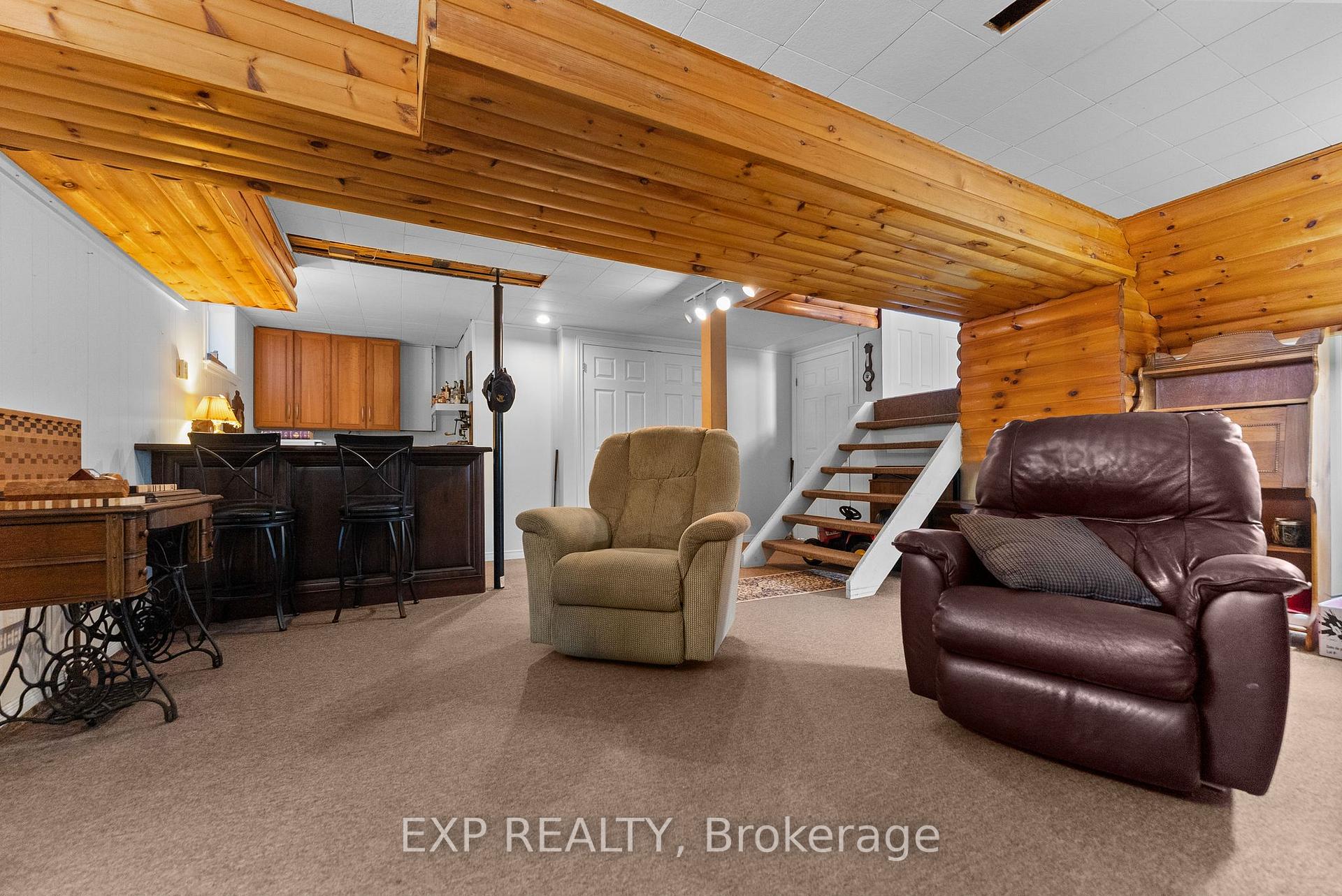 Photo 38 of 320 Francis Street, Renfrew — HOMEH