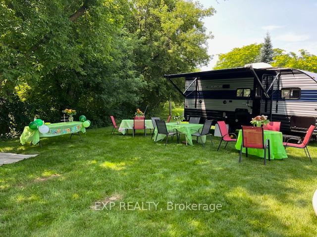 Photo 42 of 320 Francis Street, Renfrew — HOMEH