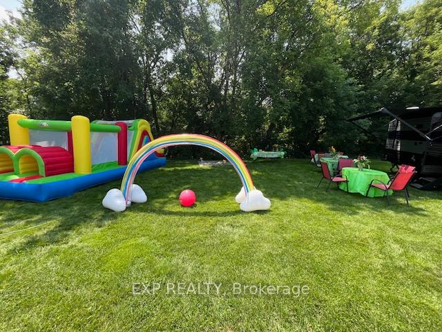 Photo 43 of 320 Francis Street, Renfrew — HOMEH
