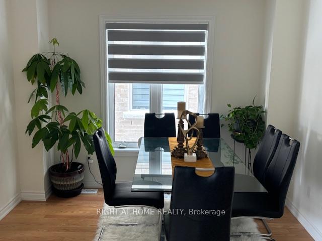 Photo 4 of 1076 Skyridge Boulevard, Pickering, Rural Pickering — HOMEH