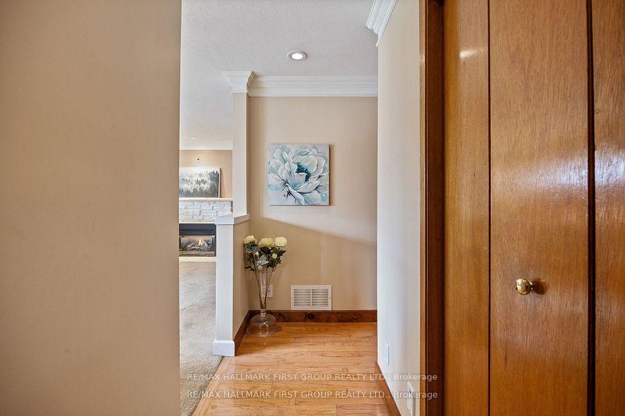 Photo 8 of 526 Juliana Drive, Oshawa, O'Neill — HOMEH