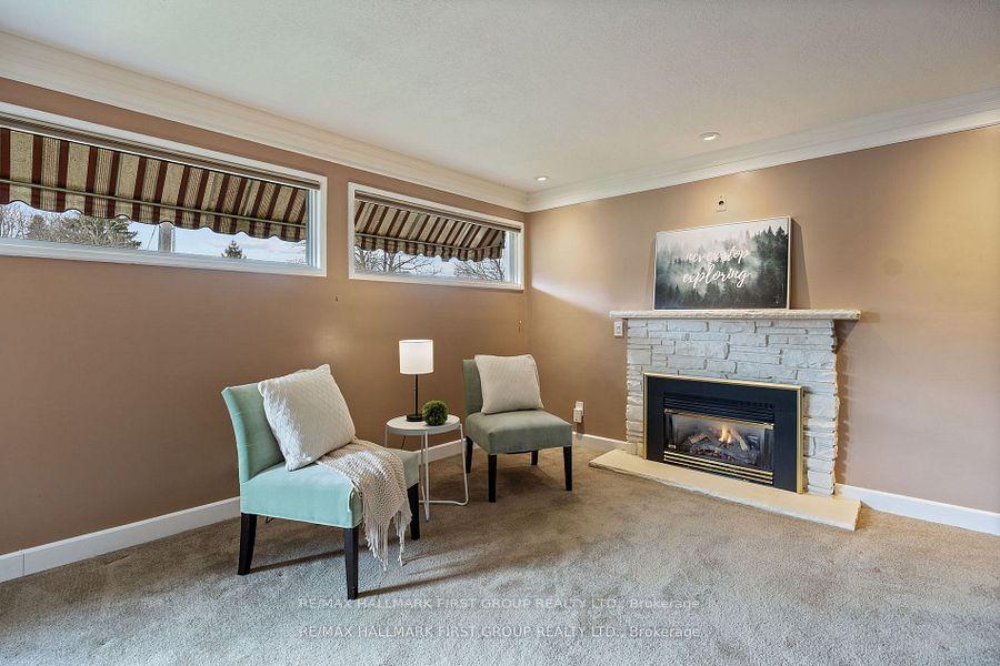 Photo 10 of 526 Juliana Drive, Oshawa, O'Neill — HOMEH