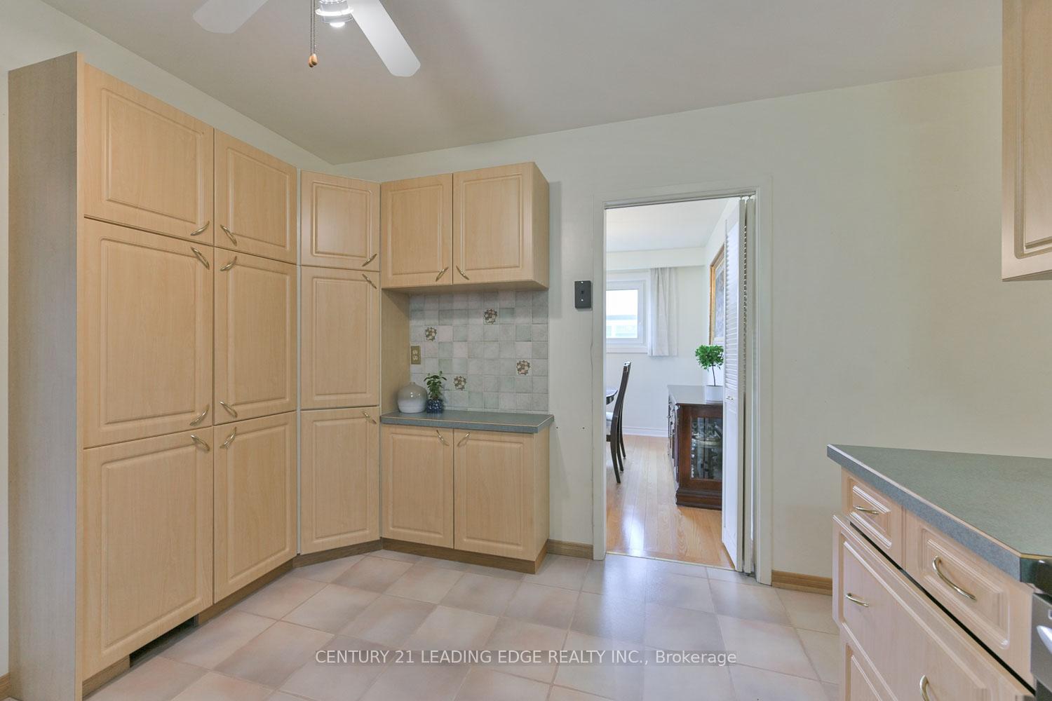 Photo 12 of 784 Batory Avenue, Pickering, West Shore — HOMEH