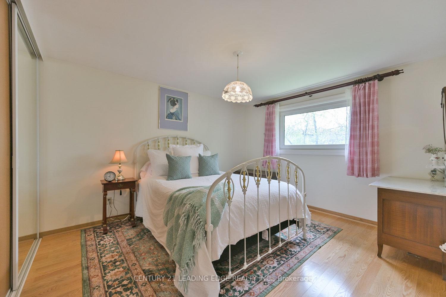 Photo 15 of 784 Batory Avenue, Pickering, West Shore — HOMEH