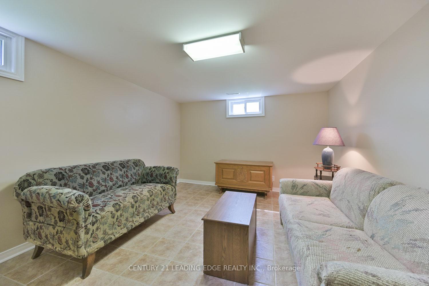 Photo 25 of 784 Batory Avenue, Pickering, West Shore — HOMEH