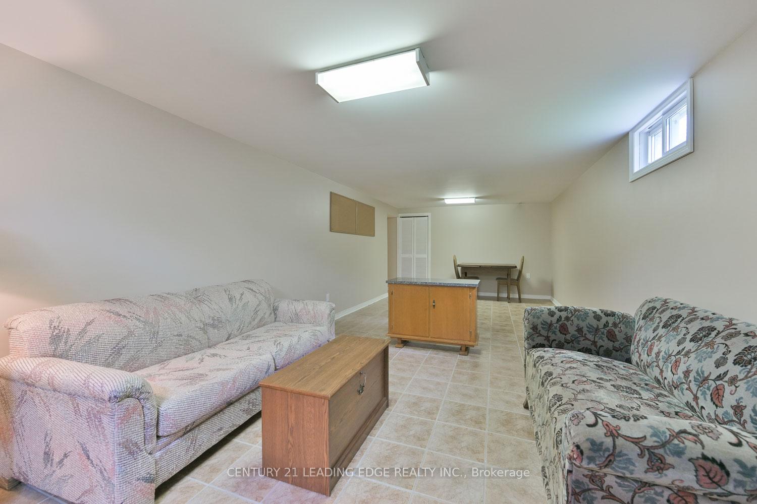 Photo 26 of 784 Batory Avenue, Pickering, West Shore — HOMEH
