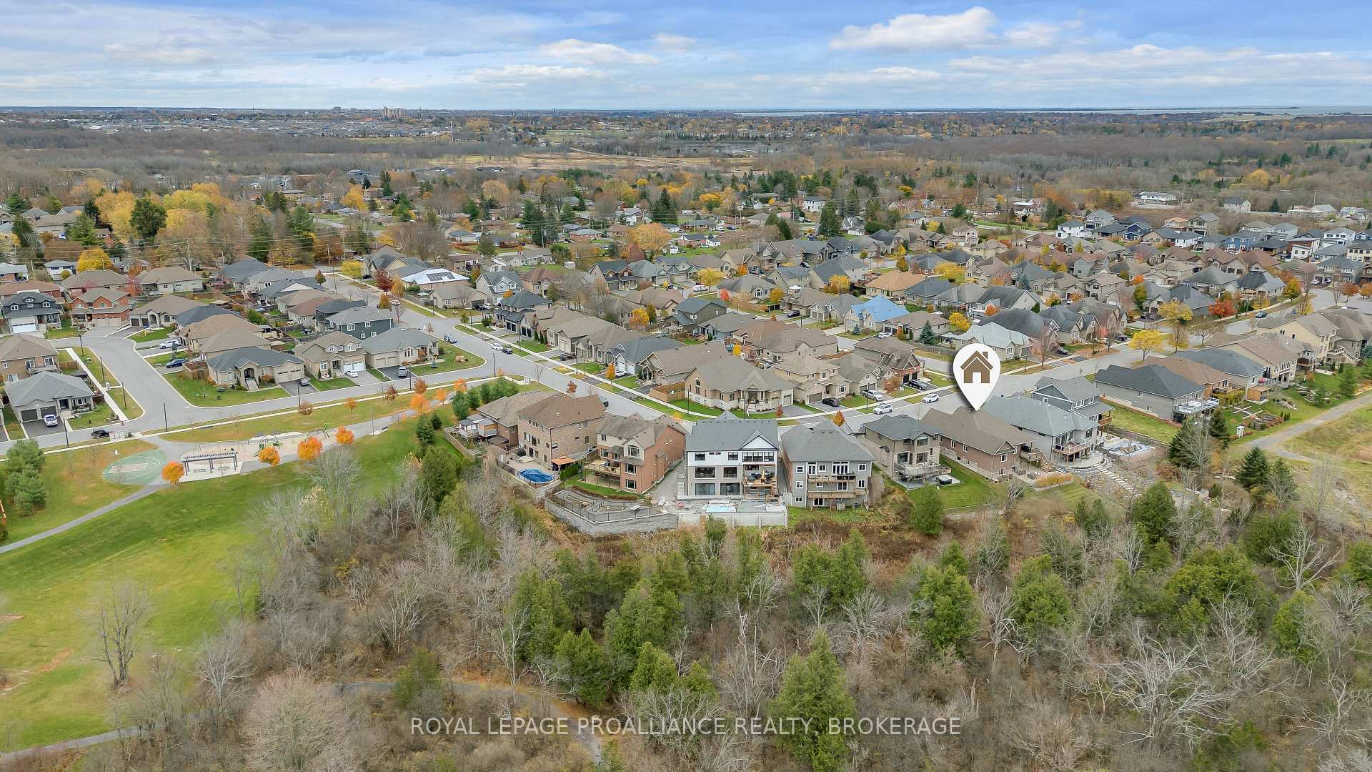 Photo 4 of 865 Roshan Drive, Kingston, City Northwest — HOMEH