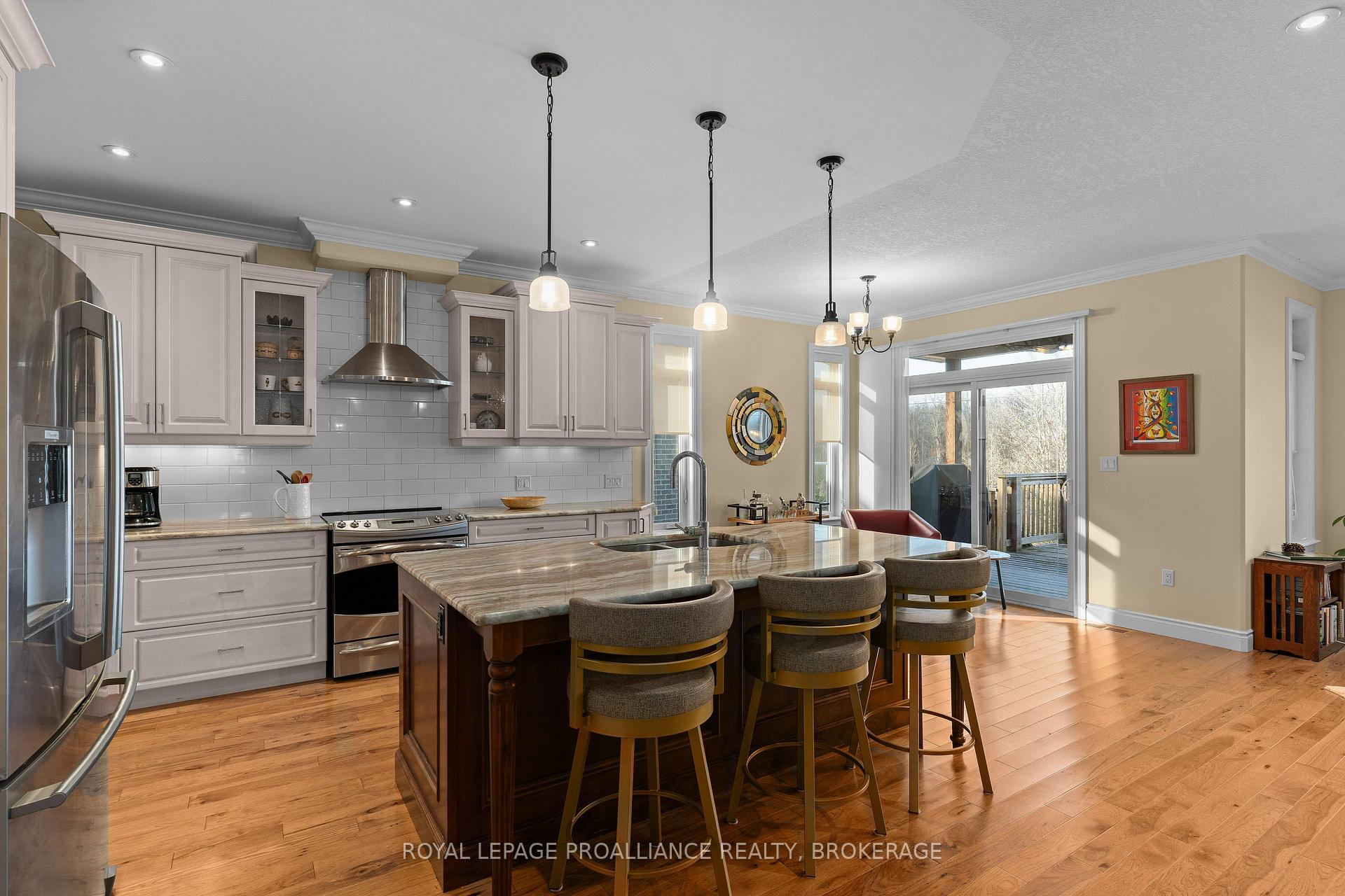 Photo 11 of 865 Roshan Drive, Kingston, City Northwest — HOMEH