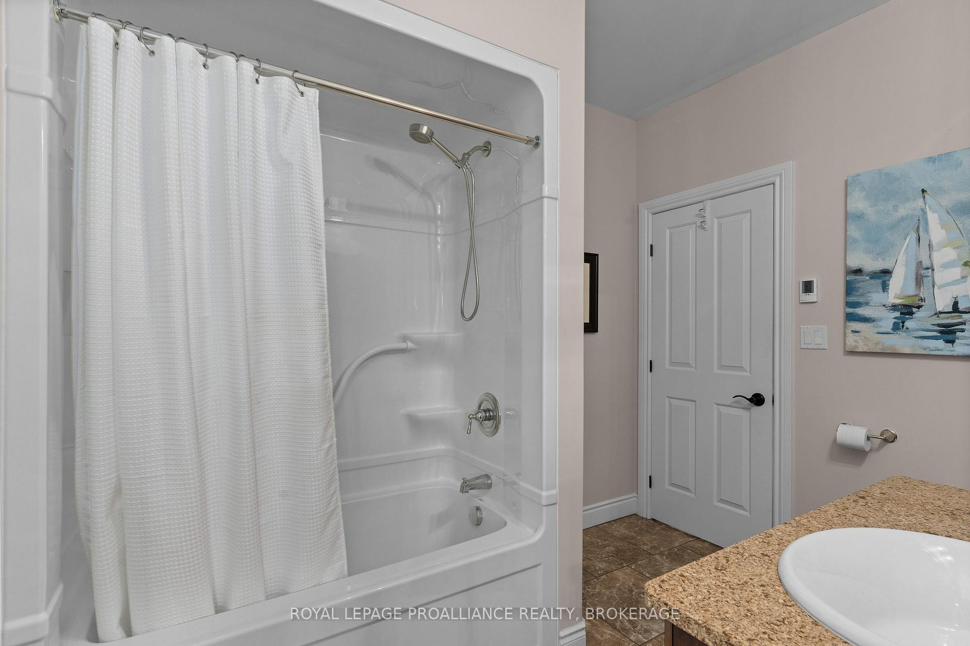Photo 21 of 865 Roshan Drive, Kingston, City Northwest — HOMEH