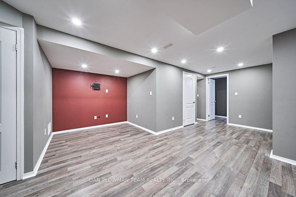 Photo 9 of Unit Basement, 1129 Schooling Drive, Oshawa, Taunton — HOMEH
