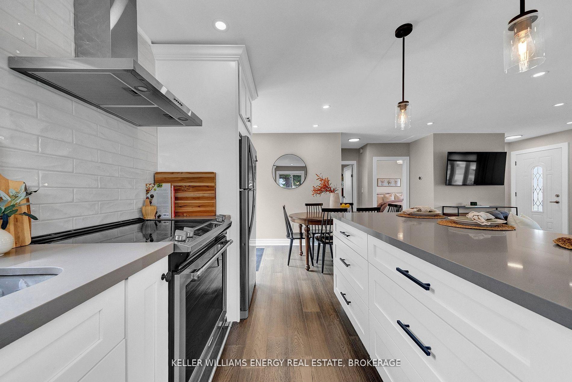 Photo 18 of 1248 Somerville Street, Oshawa, Centennial — HOMEH