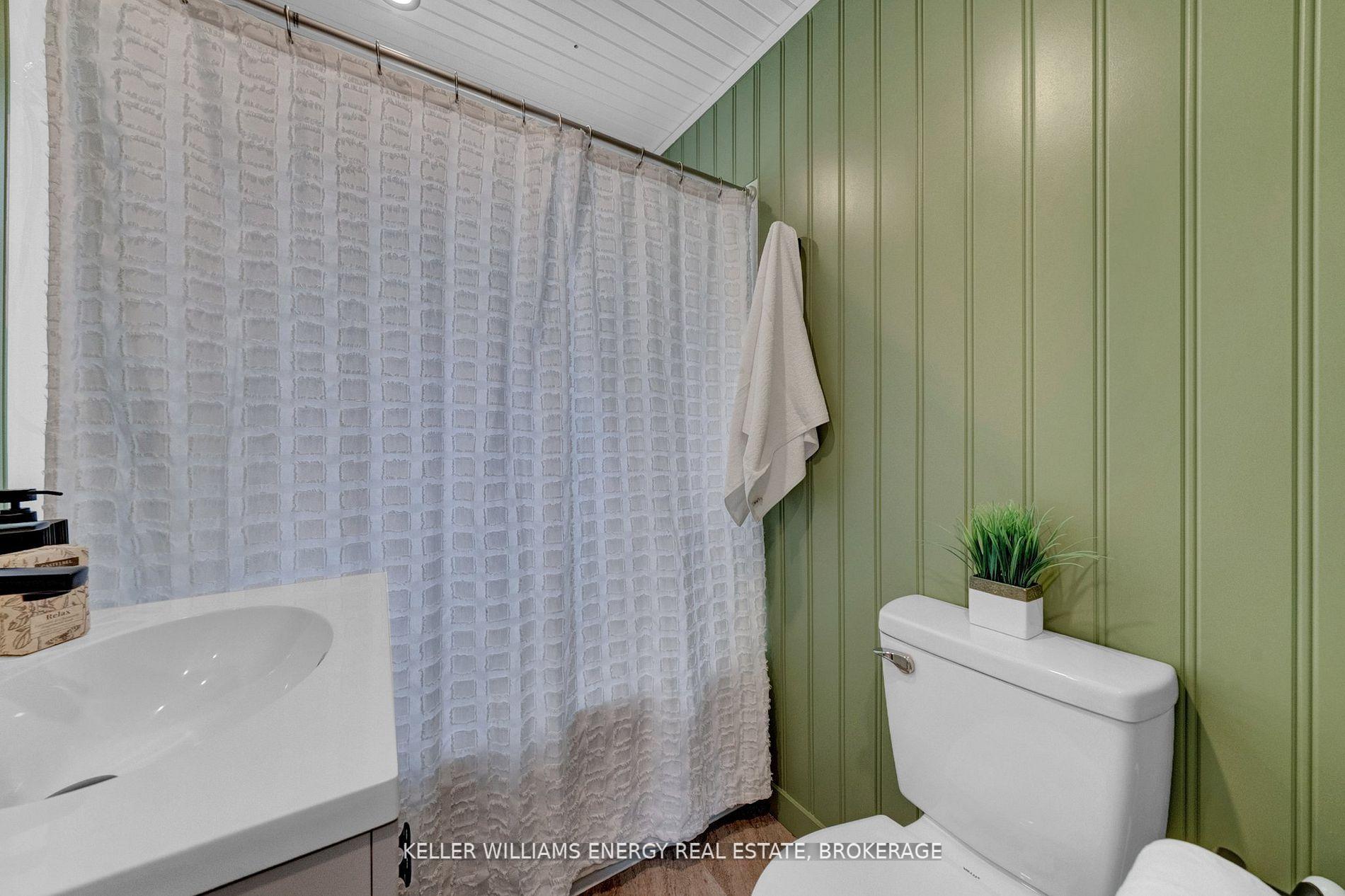 Photo 27 of 1248 Somerville Street, Oshawa, Centennial — HOMEH