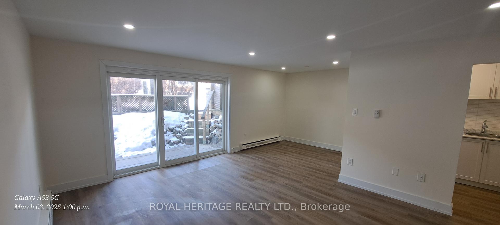 Photo 4 of Unit 6, 945 Simcoe Street N, Oshawa, Centennial — HOMEH