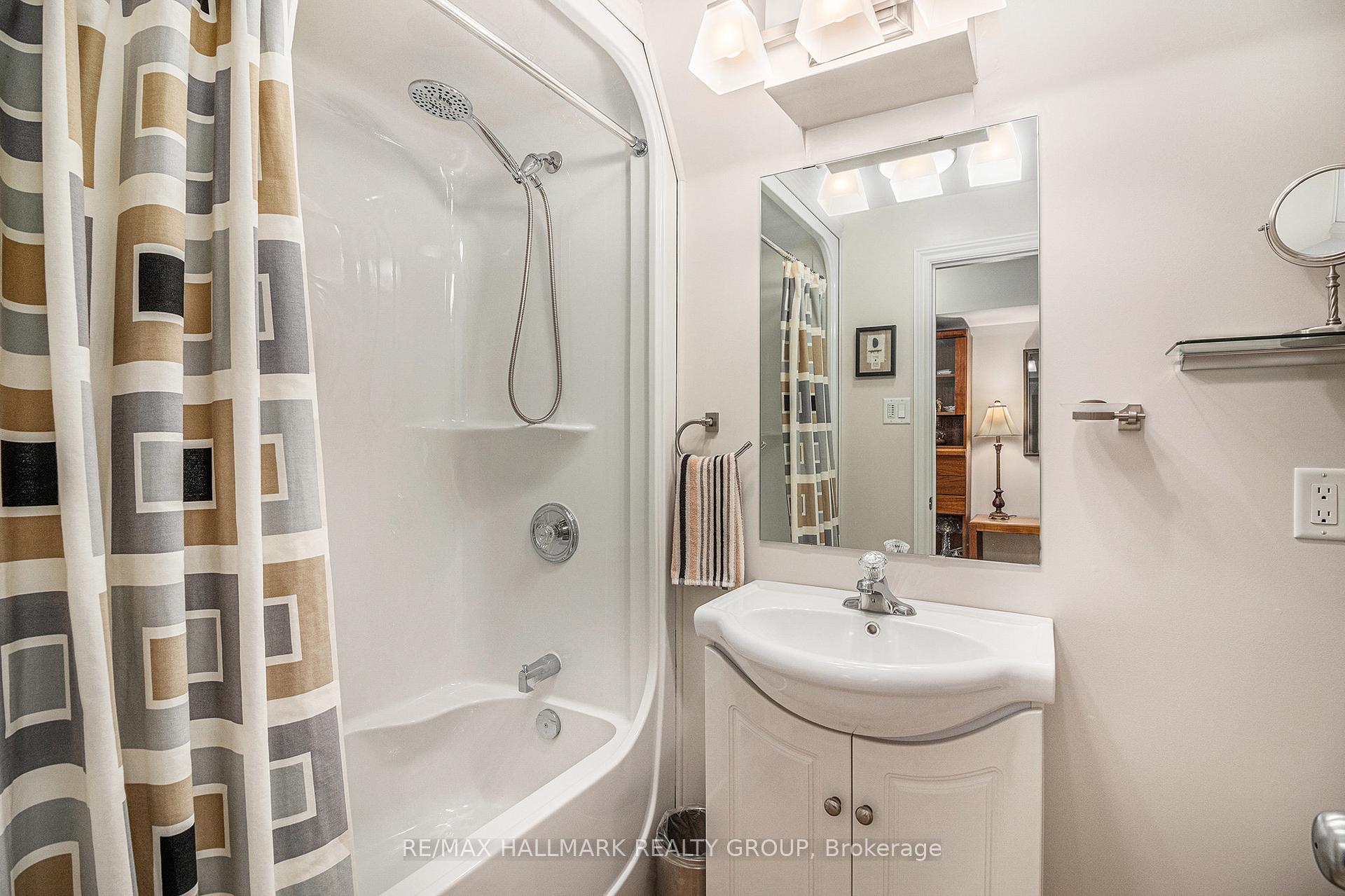 Photo 34 of 1830 Springridge Drive, Ottawa, Springridge/East Village — HOMEH