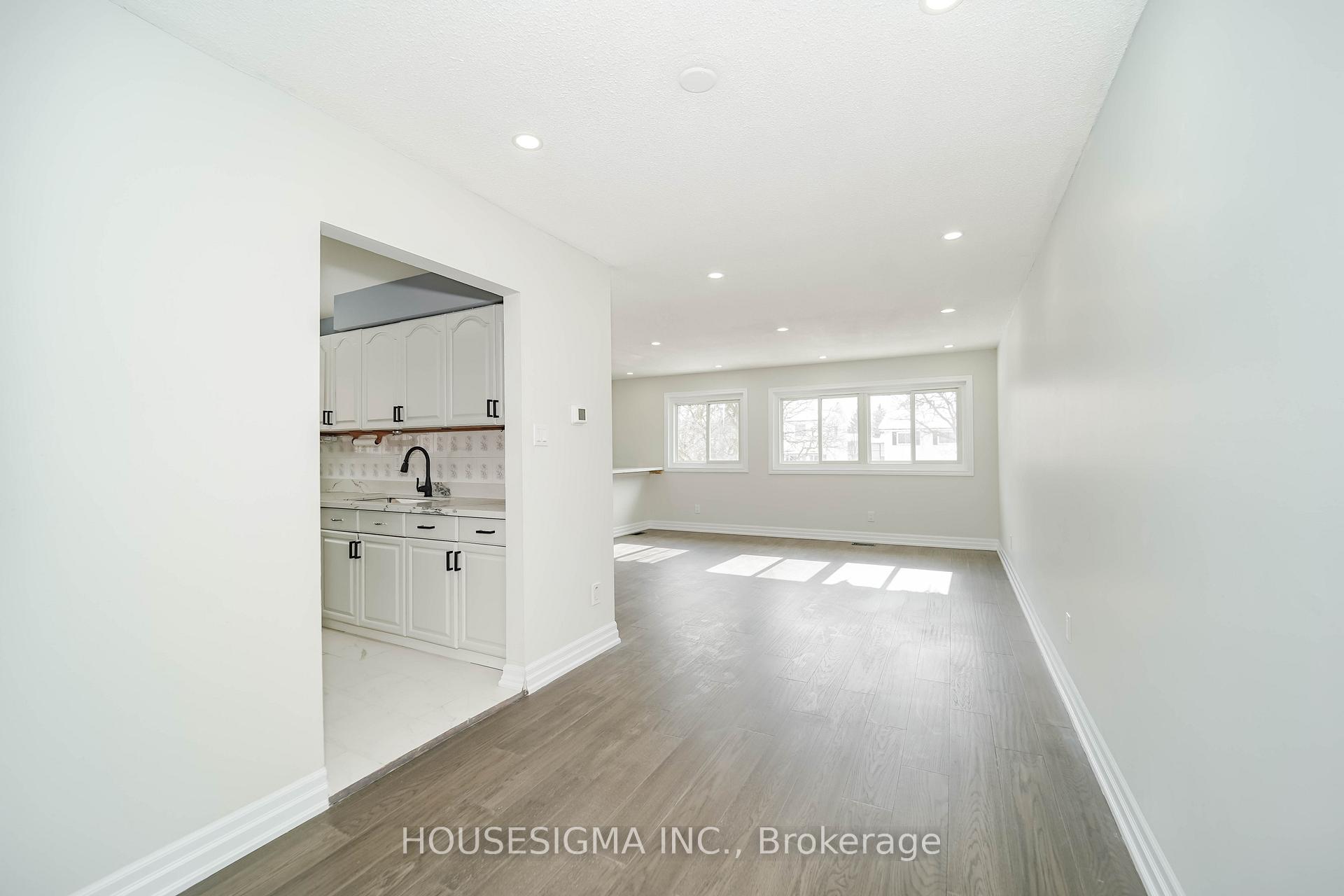 Photo 6 of 372 Daytona Court, Oshawa, Samac — HOMEH