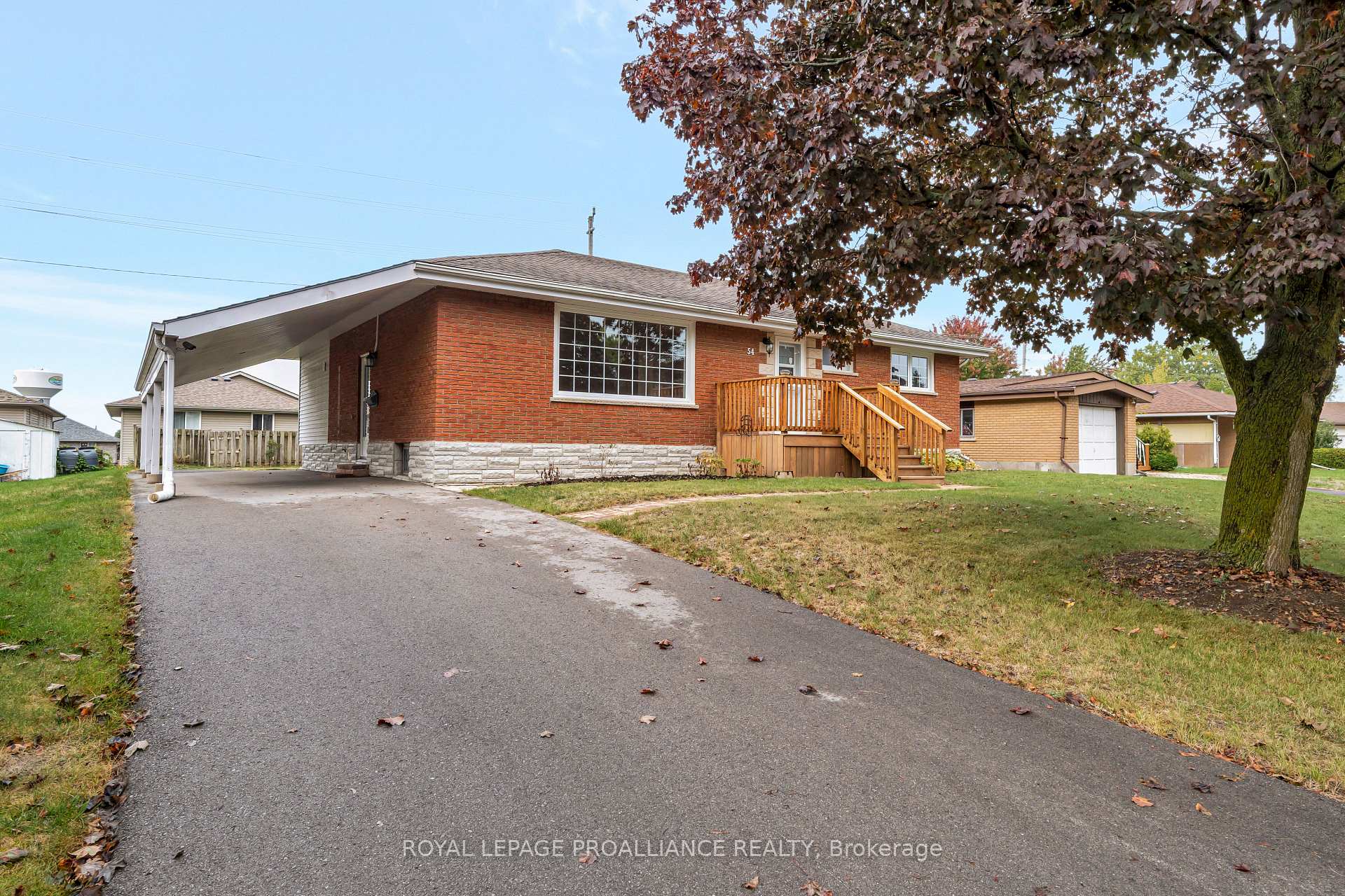 Photo 1 of 54 Fifth Avenue, Quinte West, Murray Ward — HOMEH