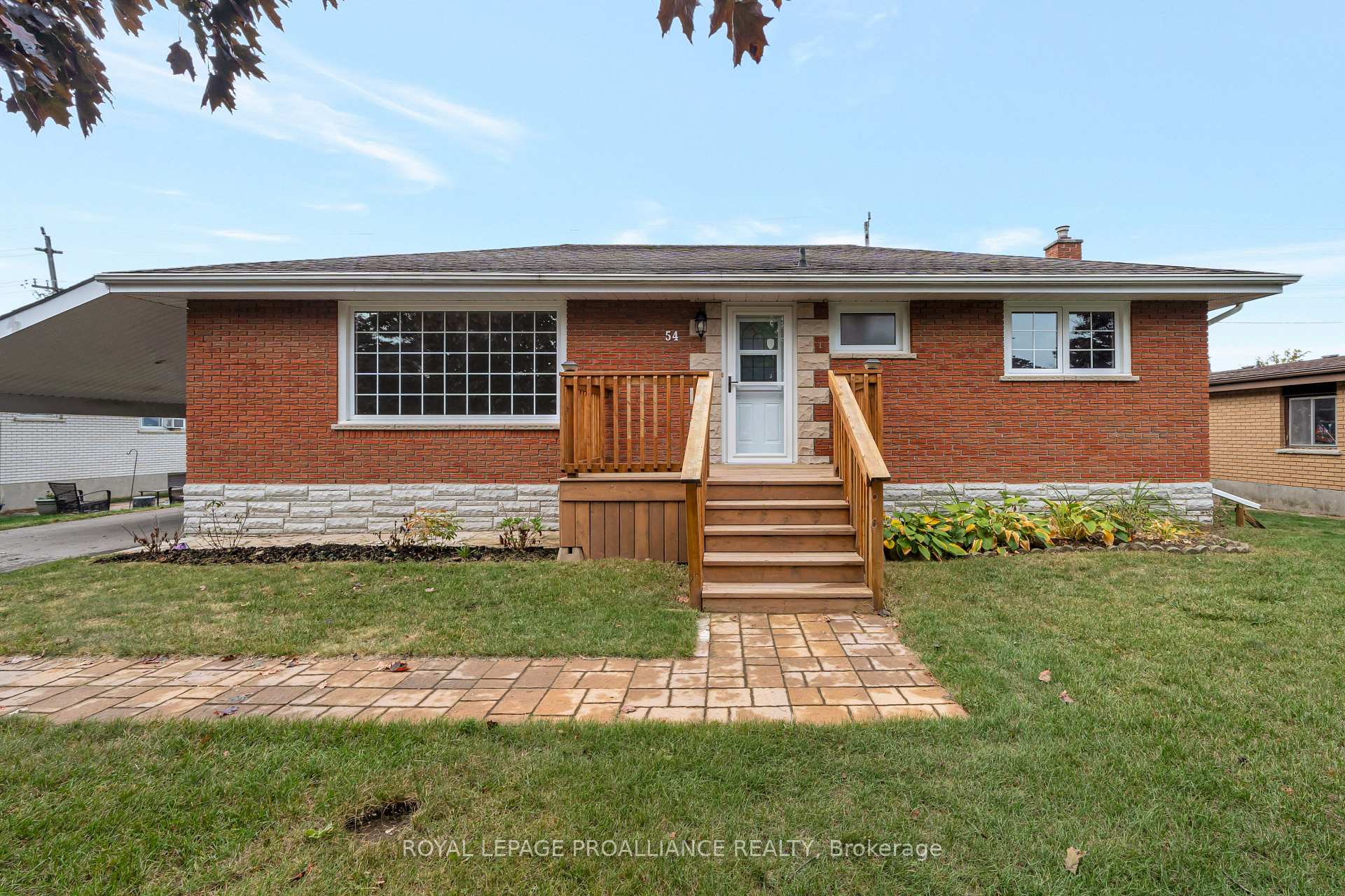 Photo 2 of 54 Fifth Avenue, Quinte West, Murray Ward — HOMEH