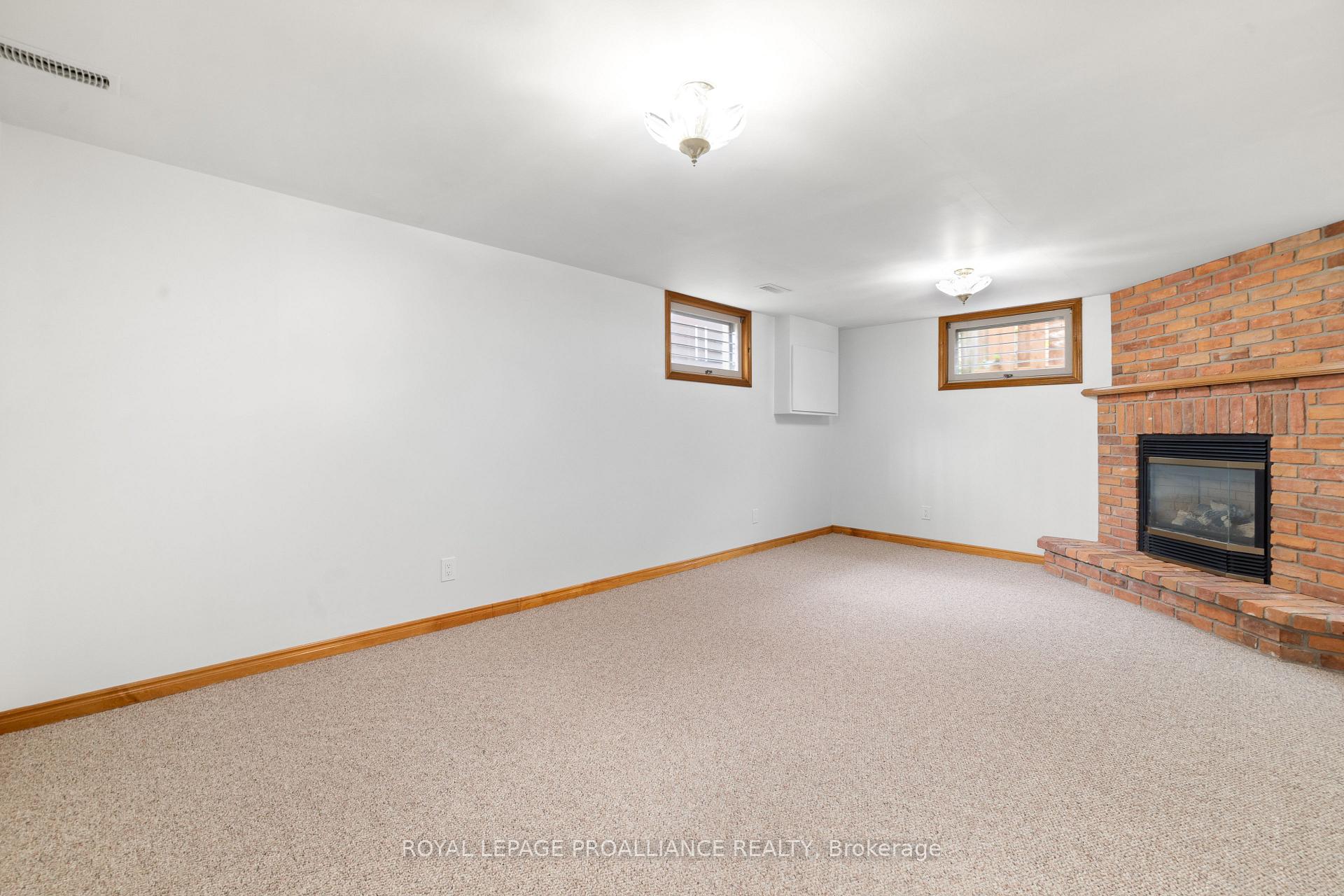 Photo 32 of 54 Fifth Avenue, Quinte West, Murray Ward — HOMEH