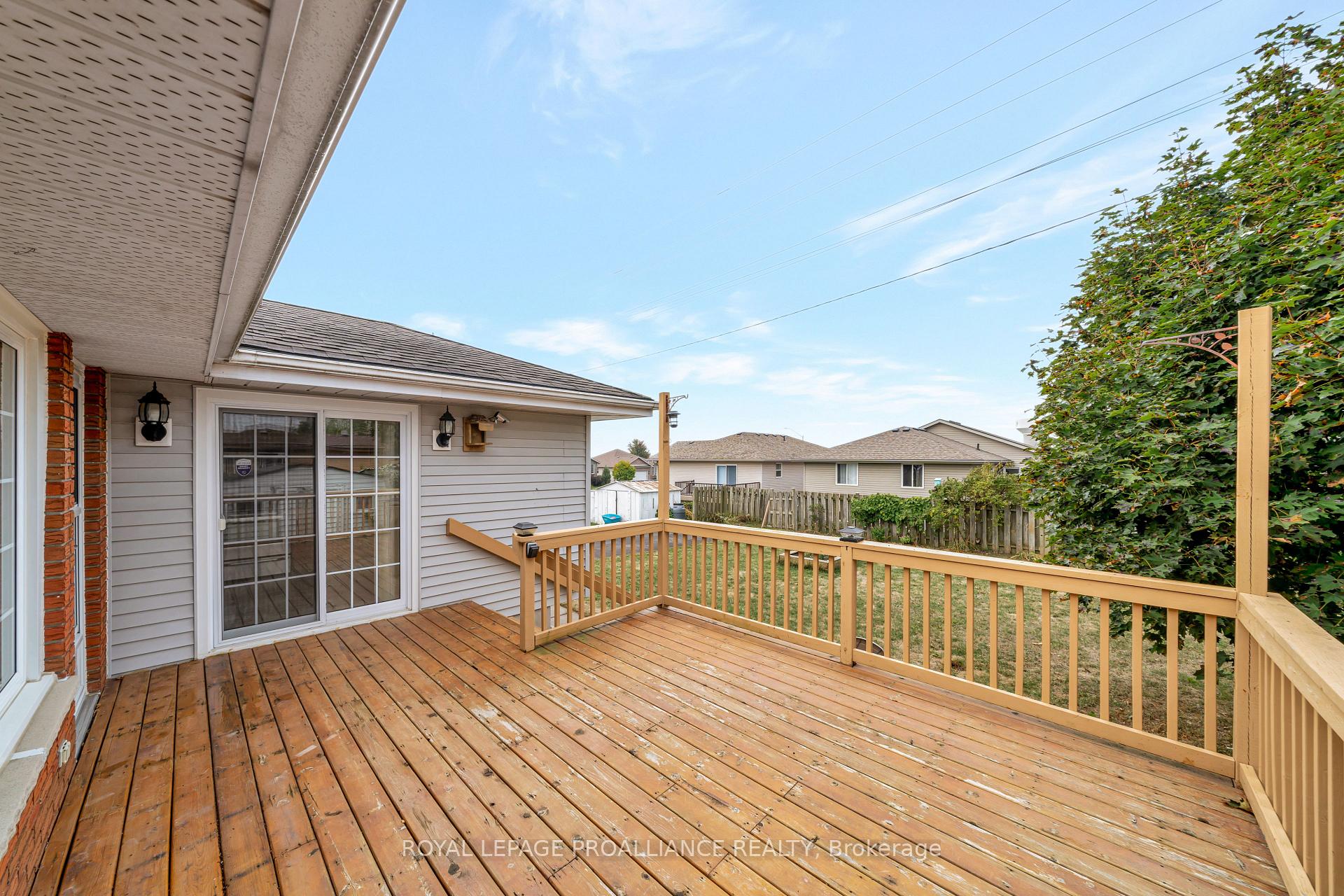 Photo 42 of 54 Fifth Avenue, Quinte West, Murray Ward — HOMEH