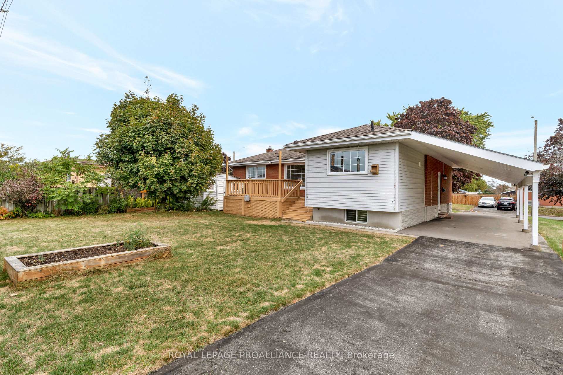 Photo 46 of 54 Fifth Avenue, Quinte West, Murray Ward — HOMEH