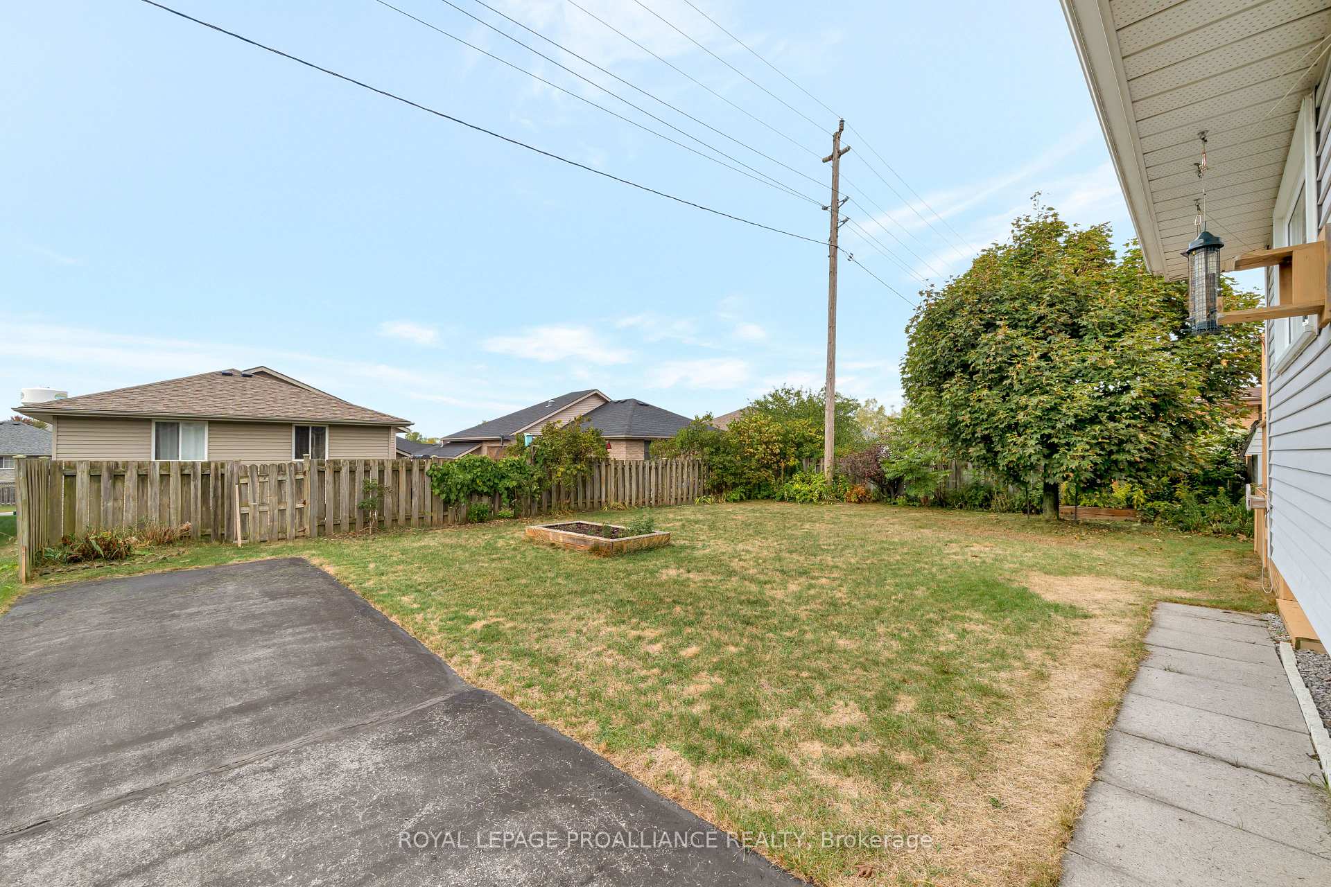 Photo 49 of 54 Fifth Avenue, Quinte West, Murray Ward — HOMEH
