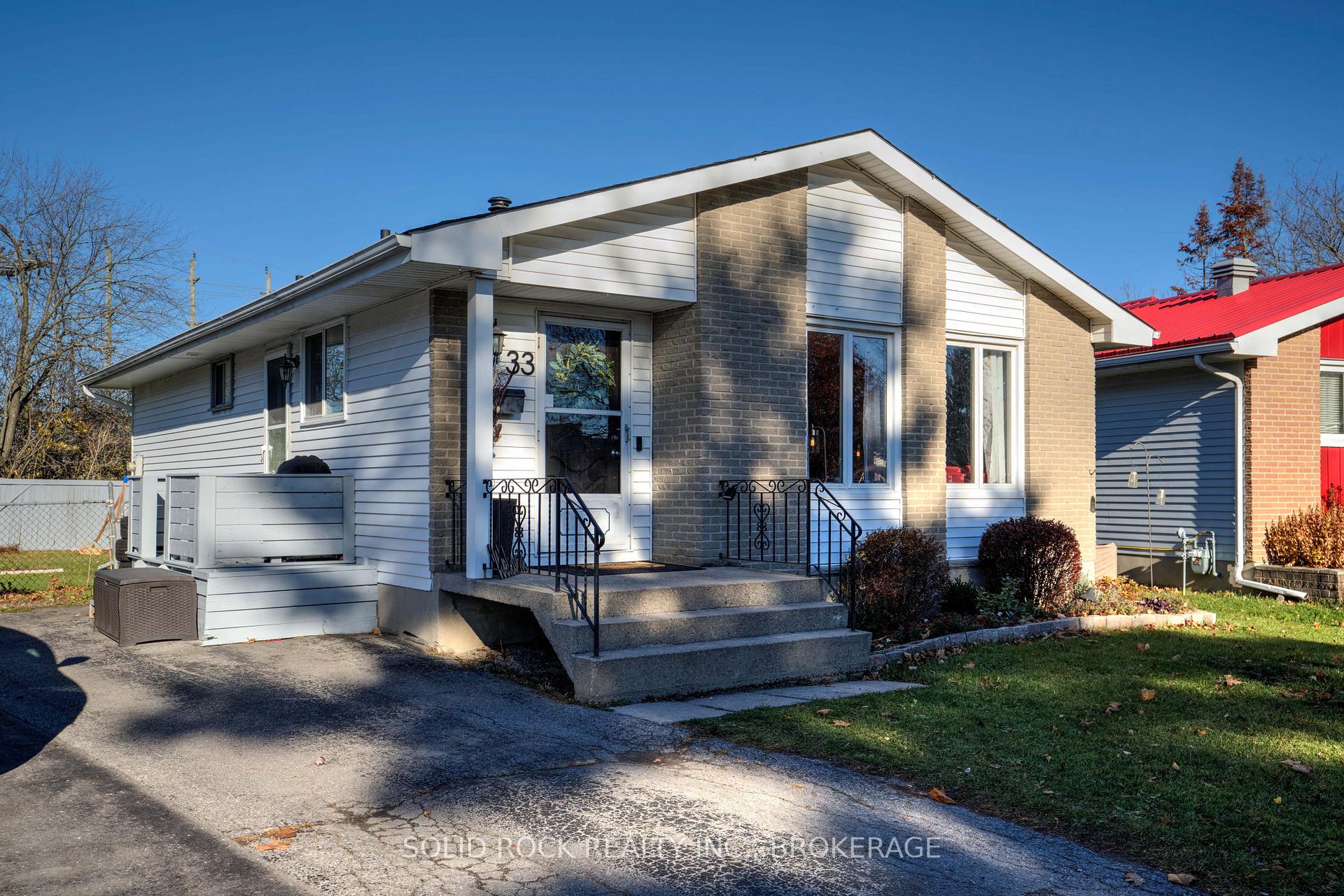 Photo 1 of 33 Derby Gate Crescent, Kingston, East of Sir John A. Blvd — HOMEH