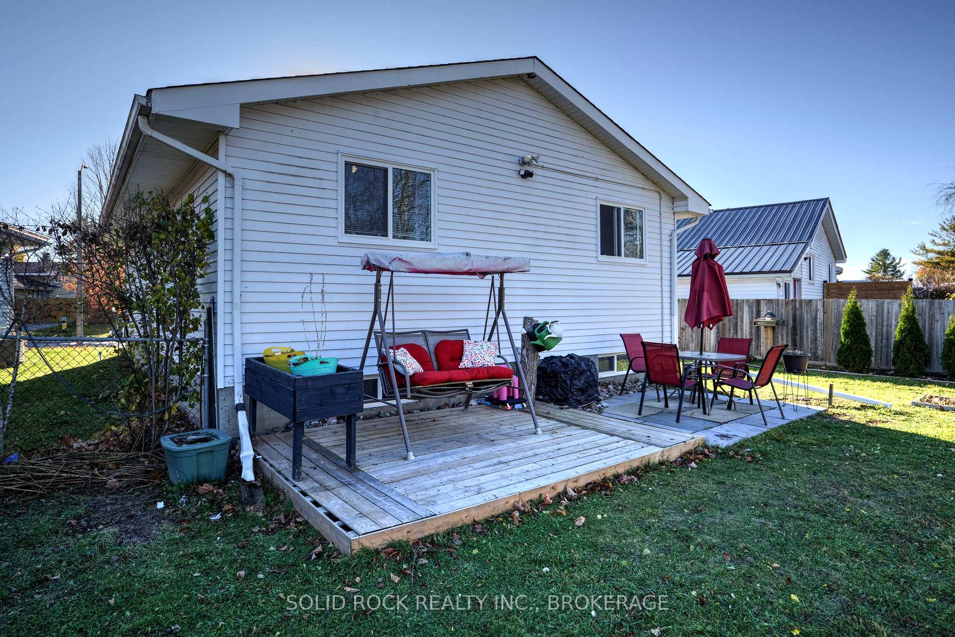 Photo 6 of 33 Derby Gate Crescent, Kingston, East of Sir John A. Blvd — HOMEH