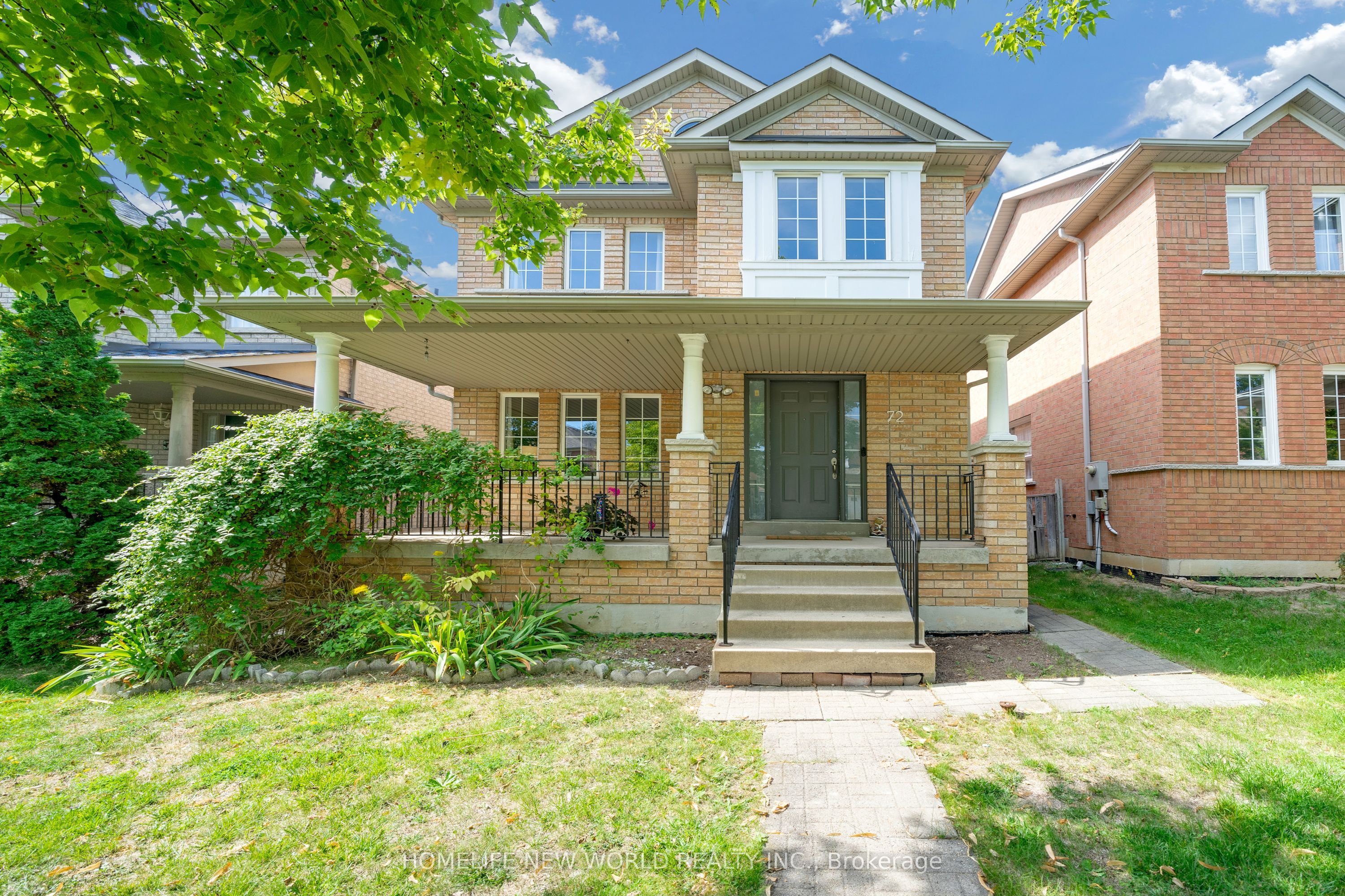 Photo 2 of 72 Ray Street, Markham, Village Green-South Unionville — HOMEH