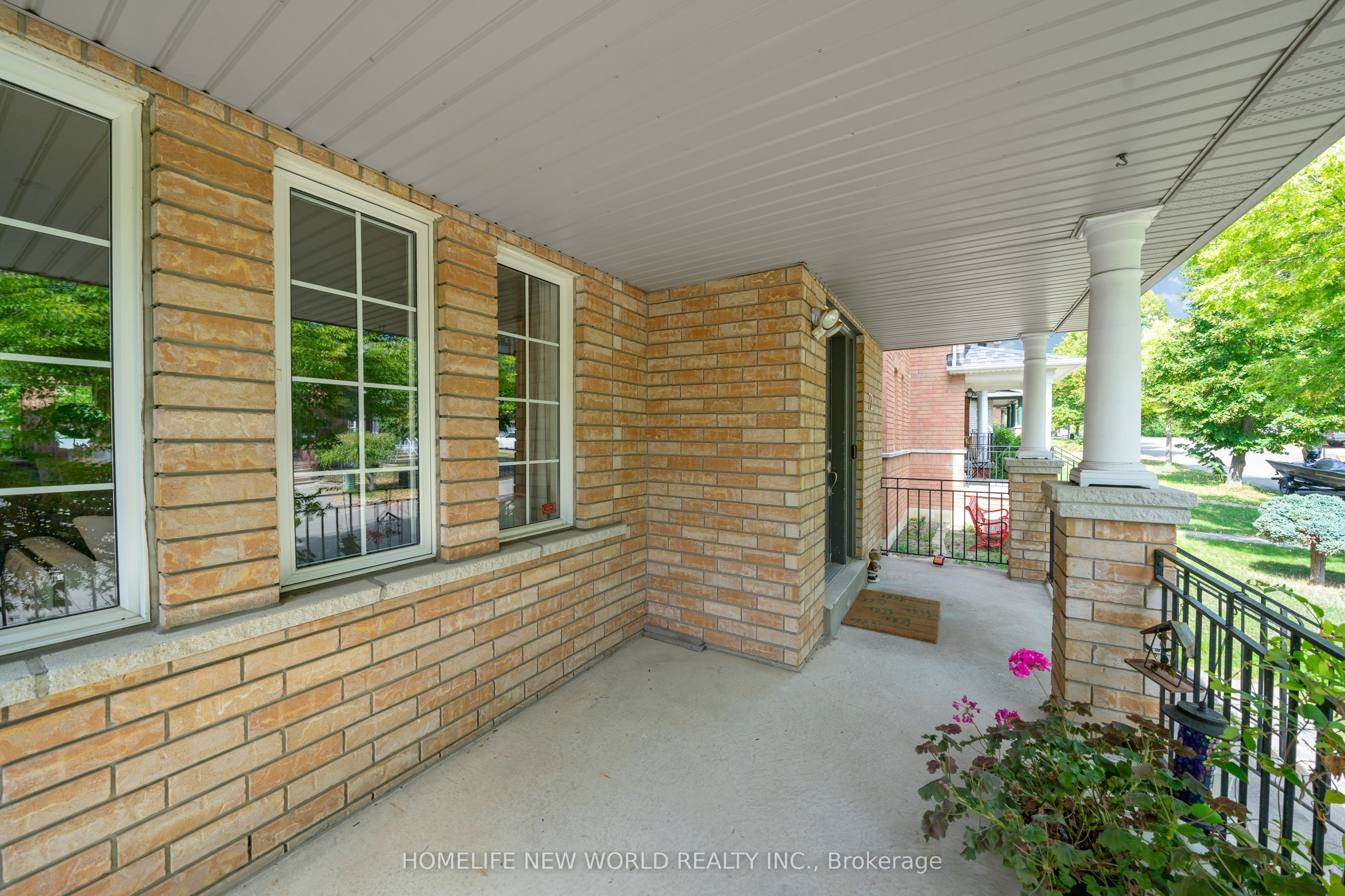 Photo 33 of 72 Ray Street, Markham, Village Green-South Unionville — HOMEH