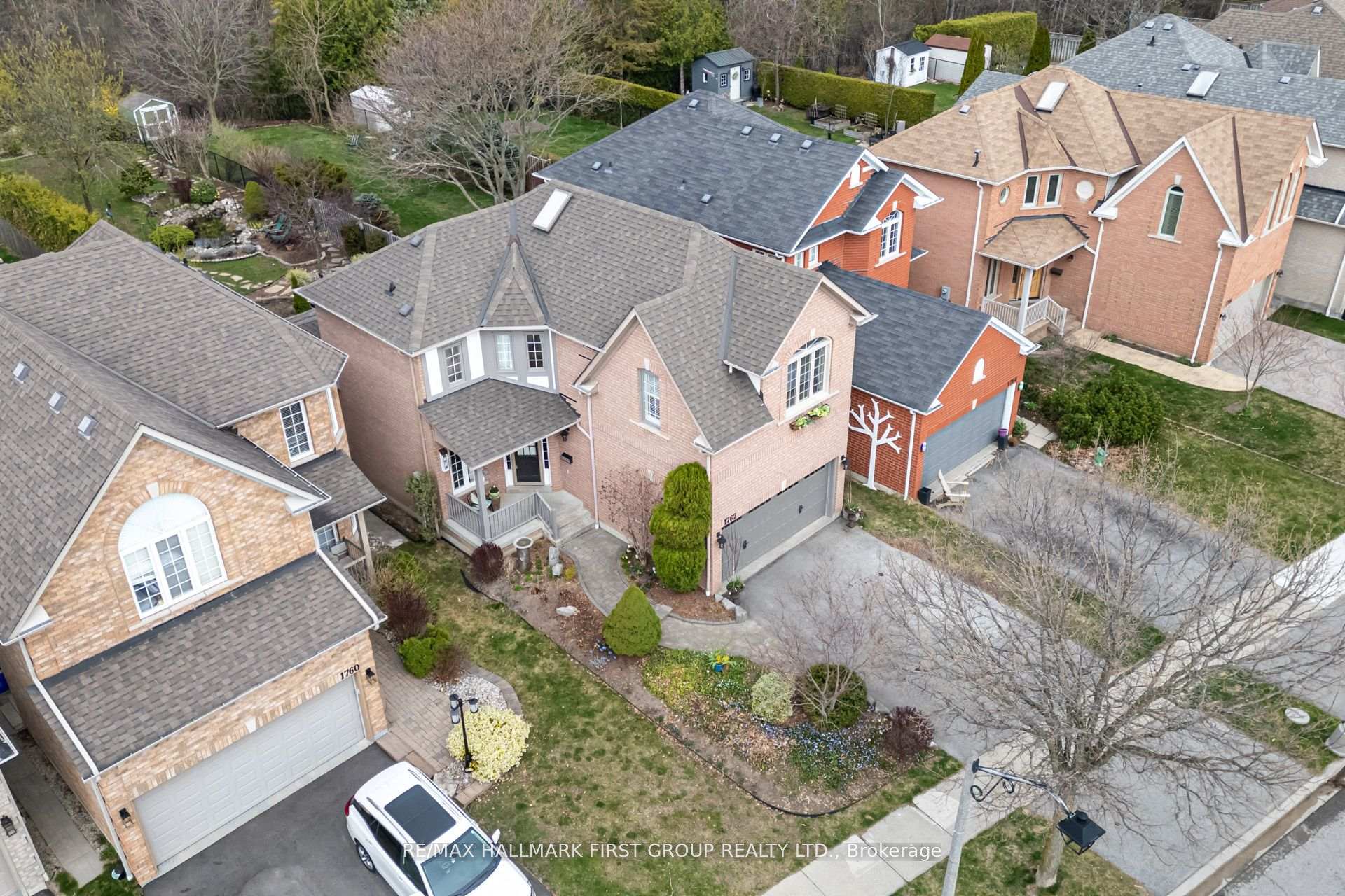 Photo 2 of 1762 Autumn Crescent, Pickering, Amberlea — HOMEH