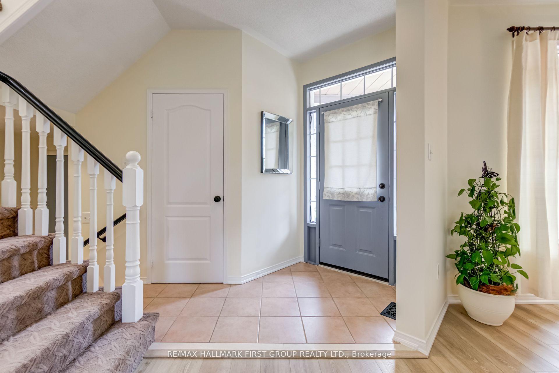 Photo 5 of 1762 Autumn Crescent, Pickering, Amberlea — HOMEH