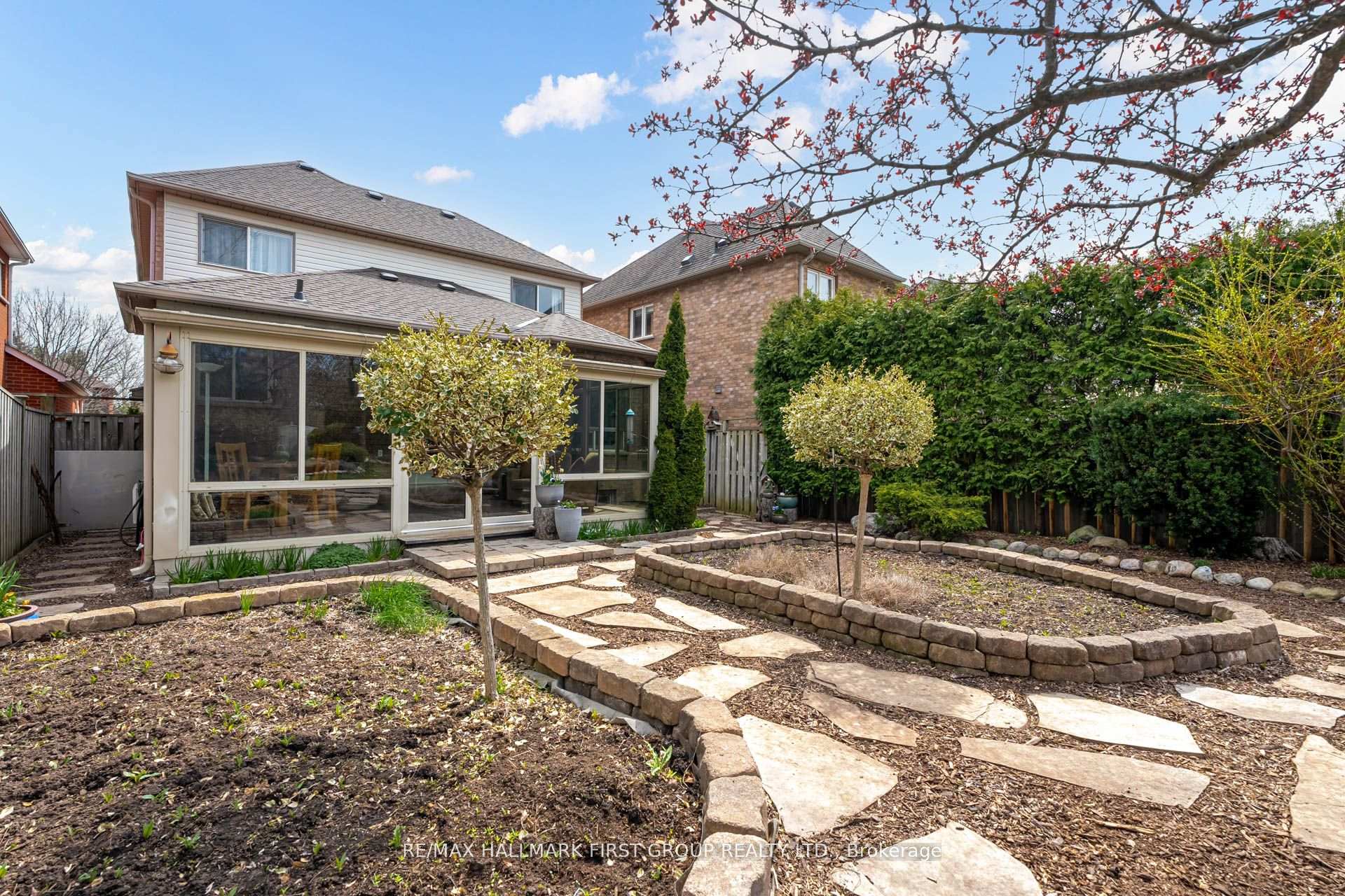 Photo 29 of 1762 Autumn Crescent, Pickering, Amberlea — HOMEH