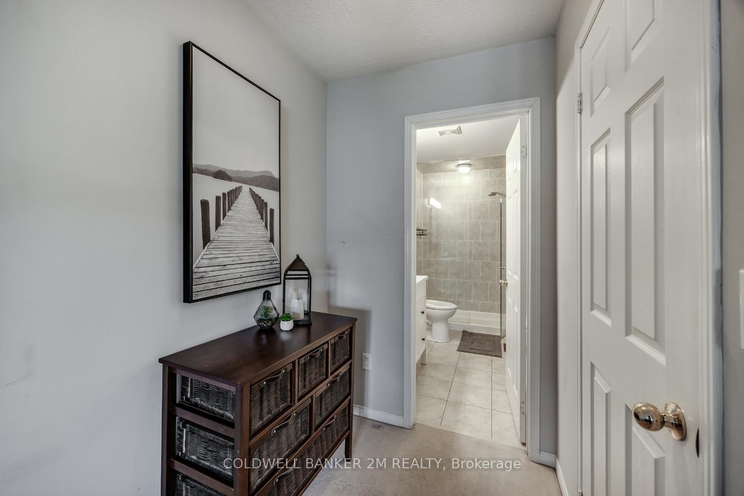 Photo 21 of 813 Taggart Crescent, Oshawa, Pinecrest — HOMEH