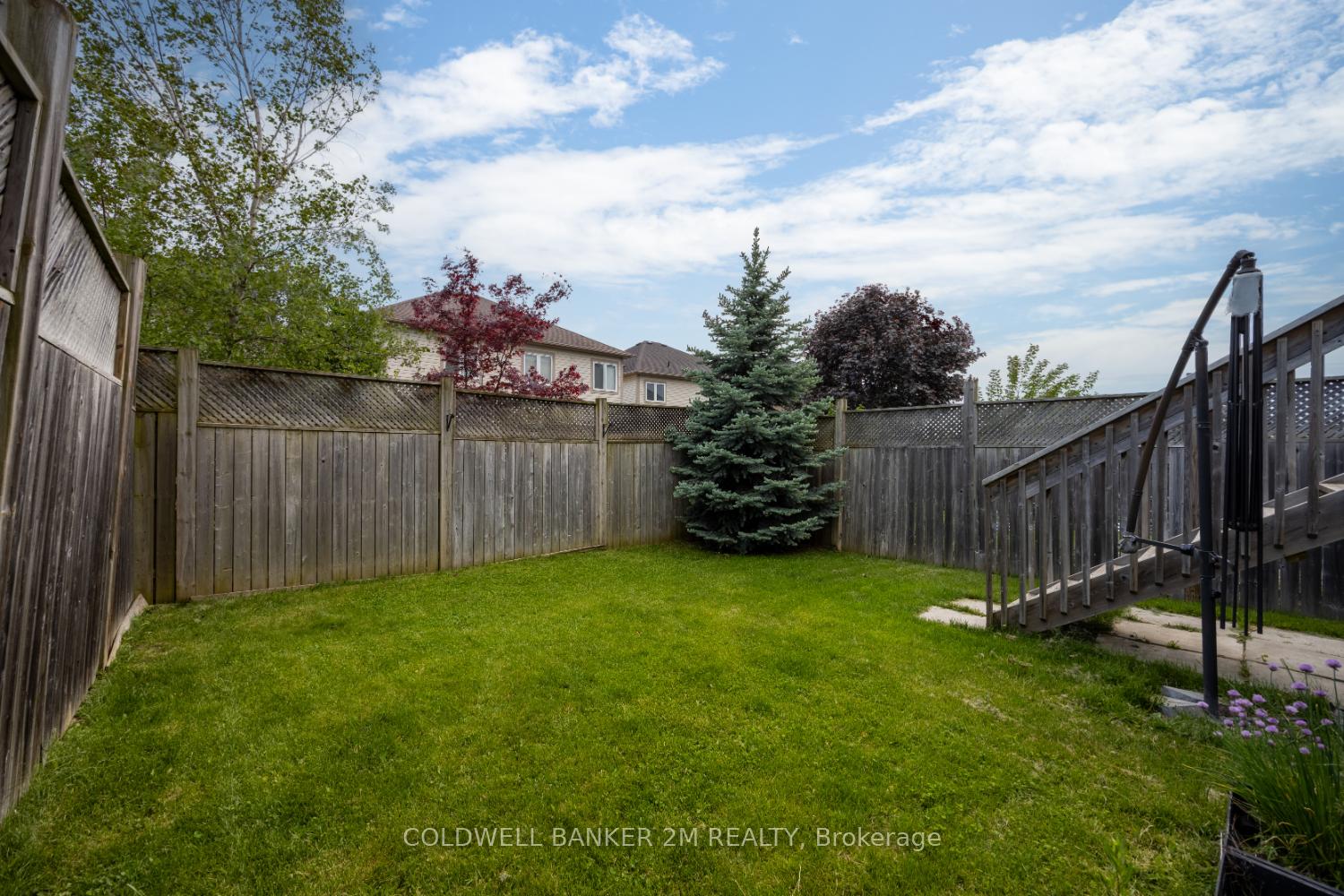 Photo 25 of 813 Taggart Crescent, Oshawa, Pinecrest — HOMEH