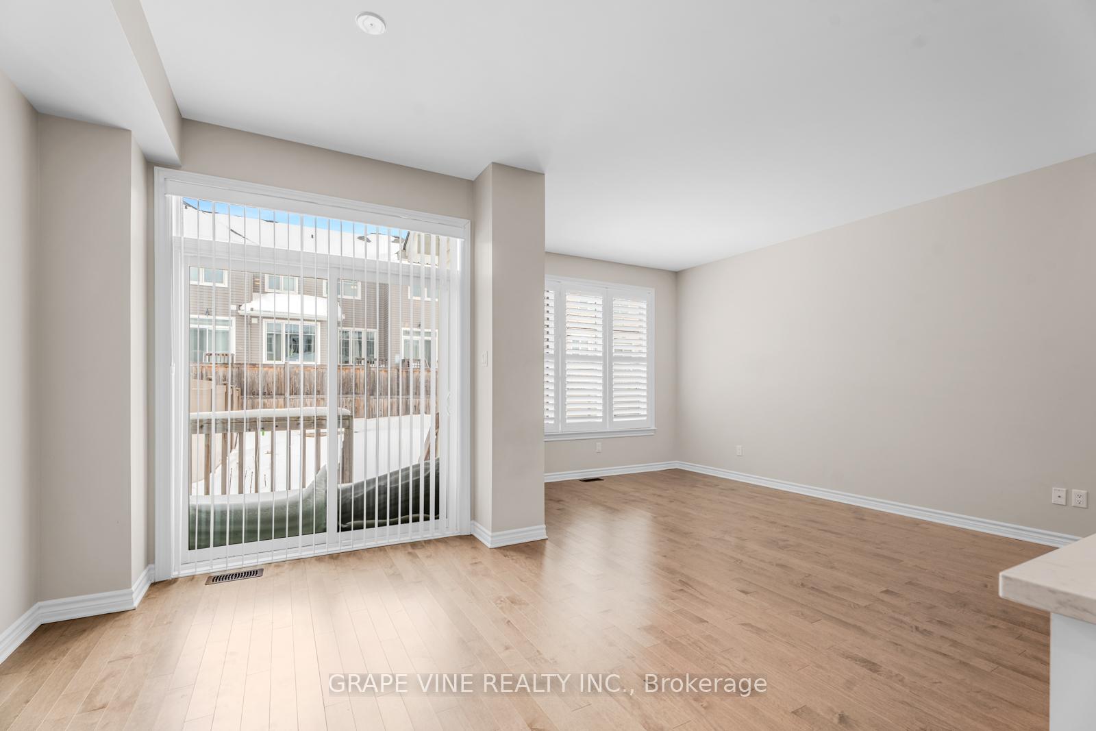 Photo 11 of 927 Geographe Terrace, Ottawa, Camelot — HOMEH