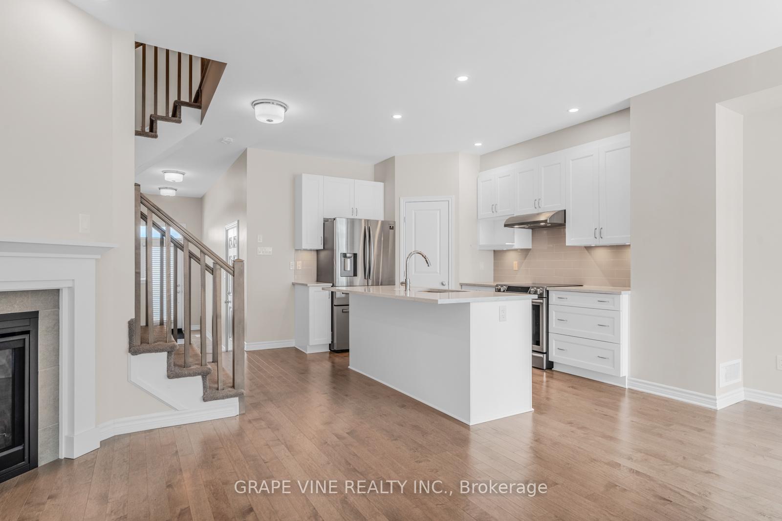 Photo 14 of 927 Geographe Terrace, Ottawa, Camelot — HOMEH