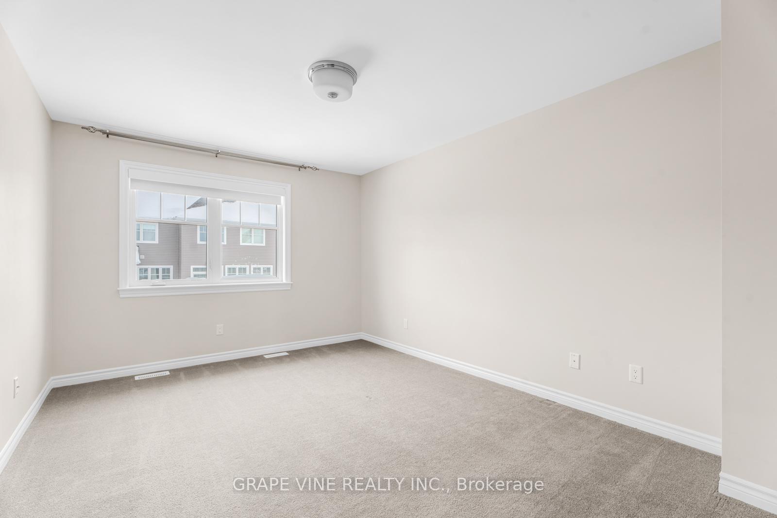 Photo 15 of 927 Geographe Terrace, Ottawa, Camelot — HOMEH