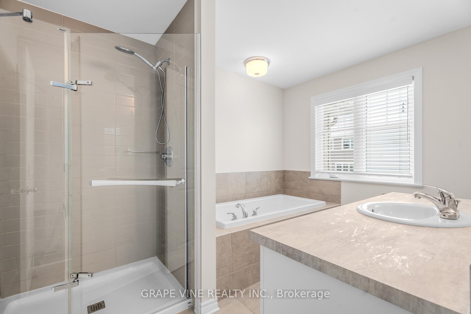 Photo 18 of 927 Geographe Terrace, Ottawa, Camelot — HOMEH