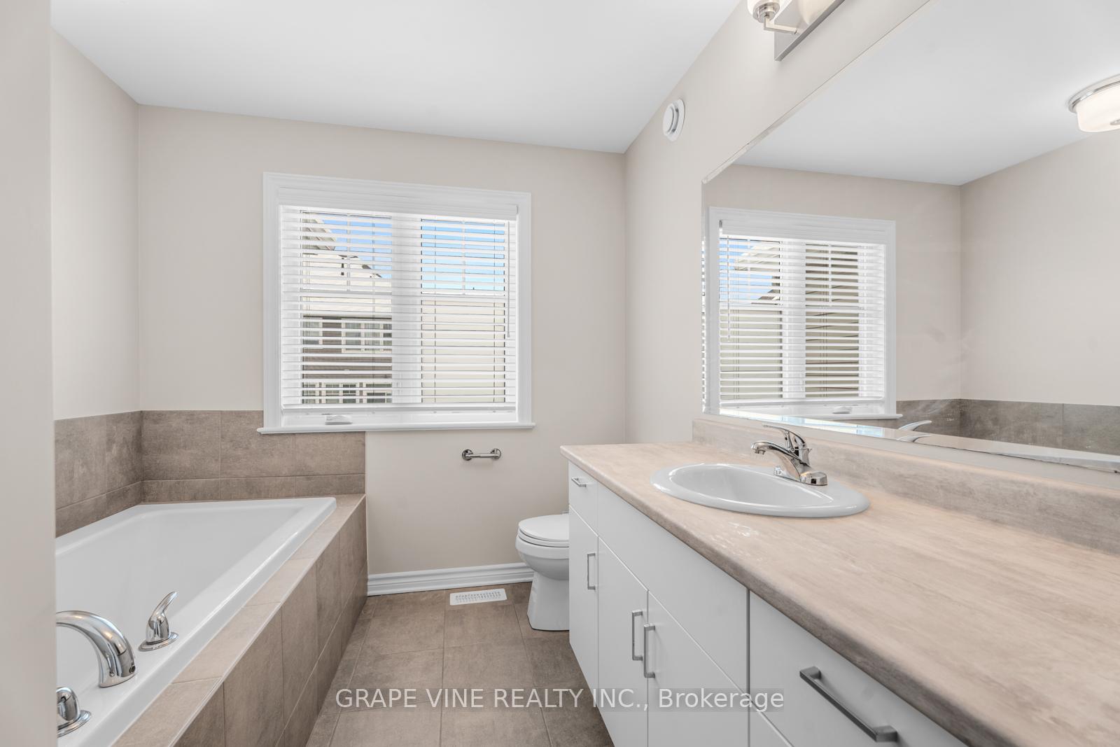 Photo 19 of 927 Geographe Terrace, Ottawa, Camelot — HOMEH