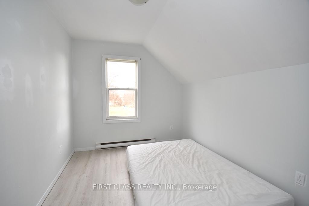 Photo 7 of Unit 2, 237 Nassau Street, Oshawa, Vanier — HOMEH
