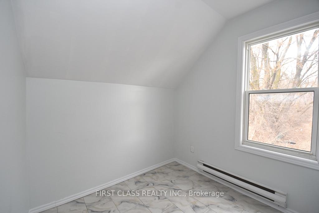 Photo 9 of Unit 2, 237 Nassau Street, Oshawa, Vanier — HOMEH